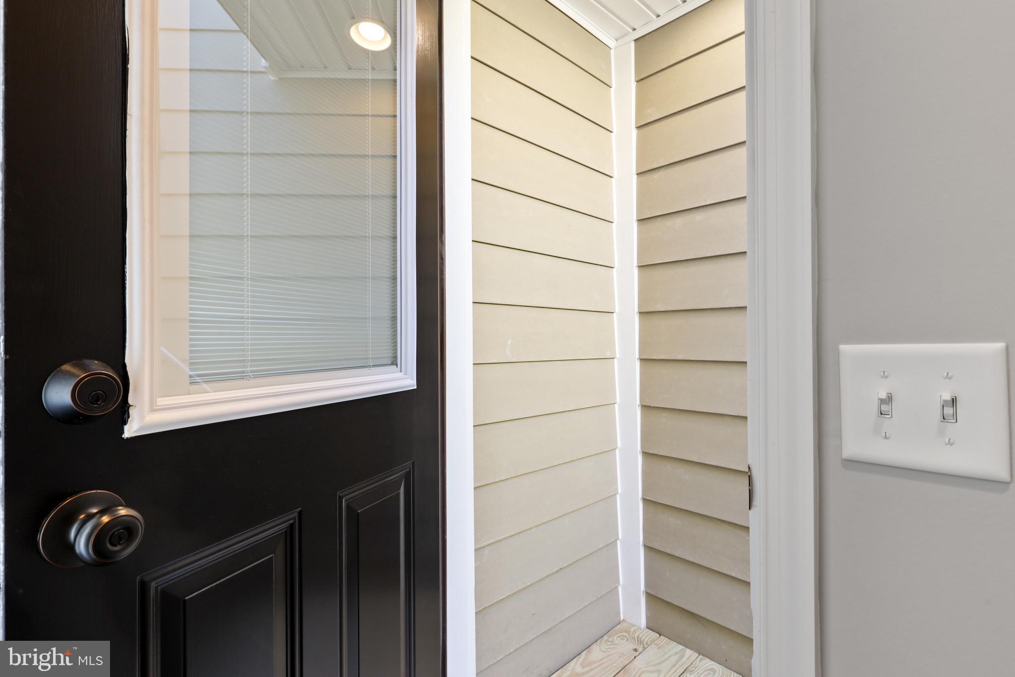 LOCUST POINT - Residential