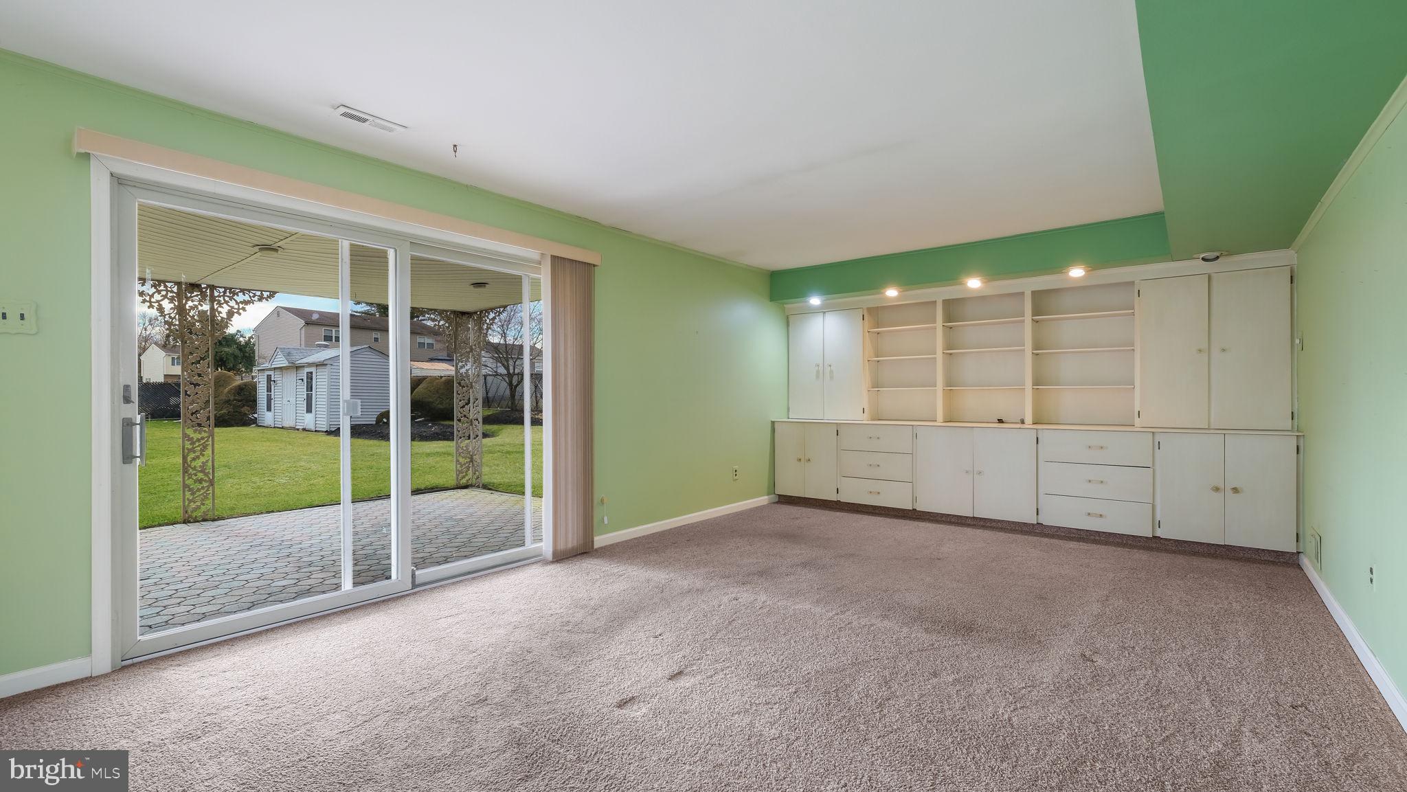 HUNTINGDON HOMES - Residential