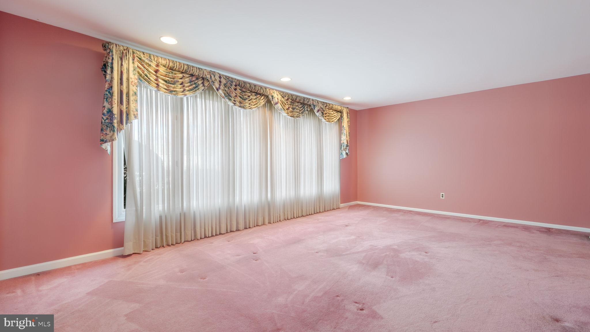 HUNTINGDON HOMES - Residential