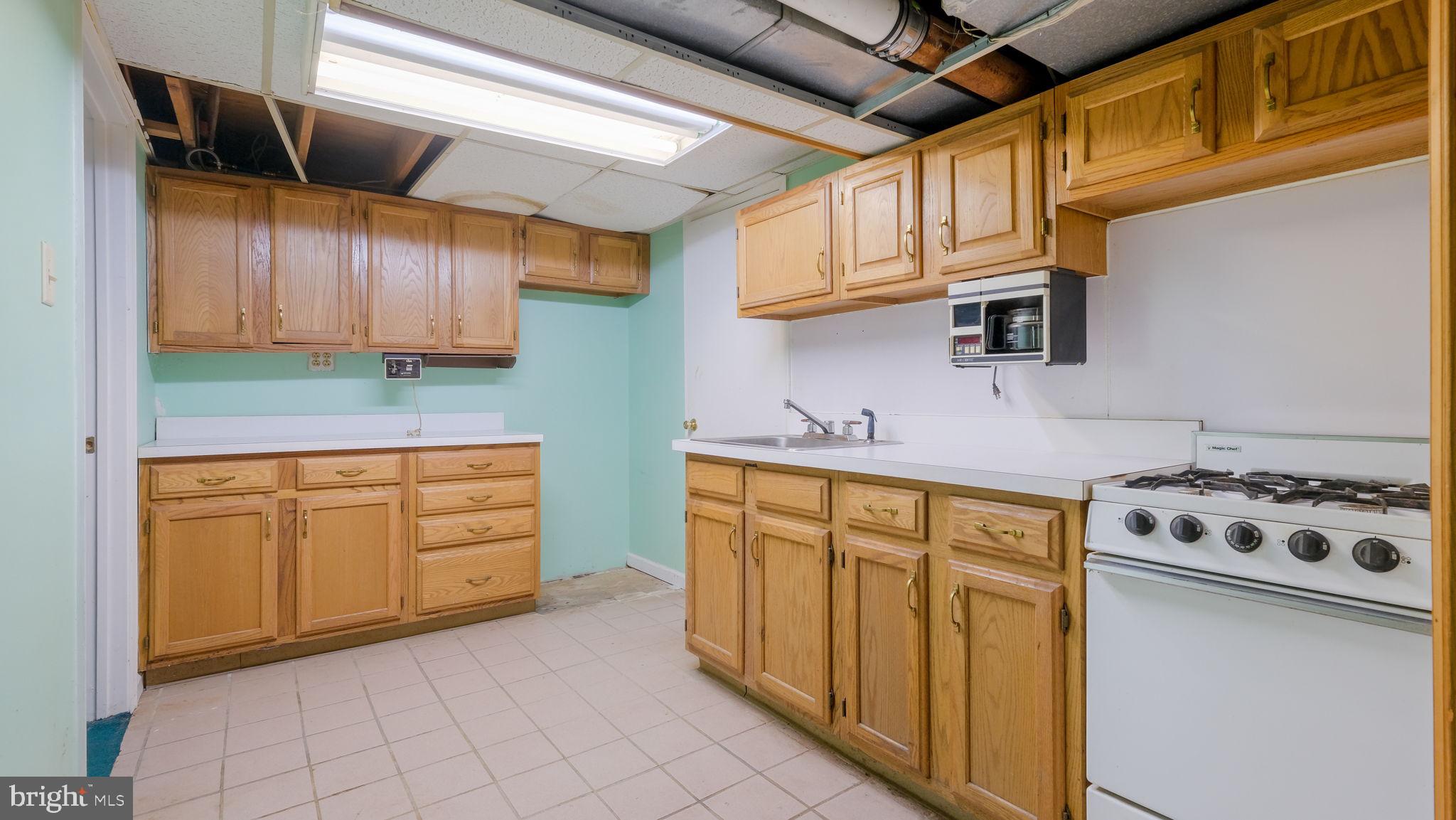 HUNTINGDON HOMES - Residential