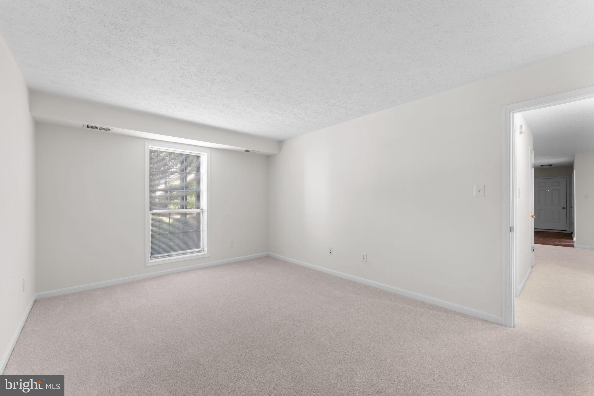 THE OAKTON - Residential