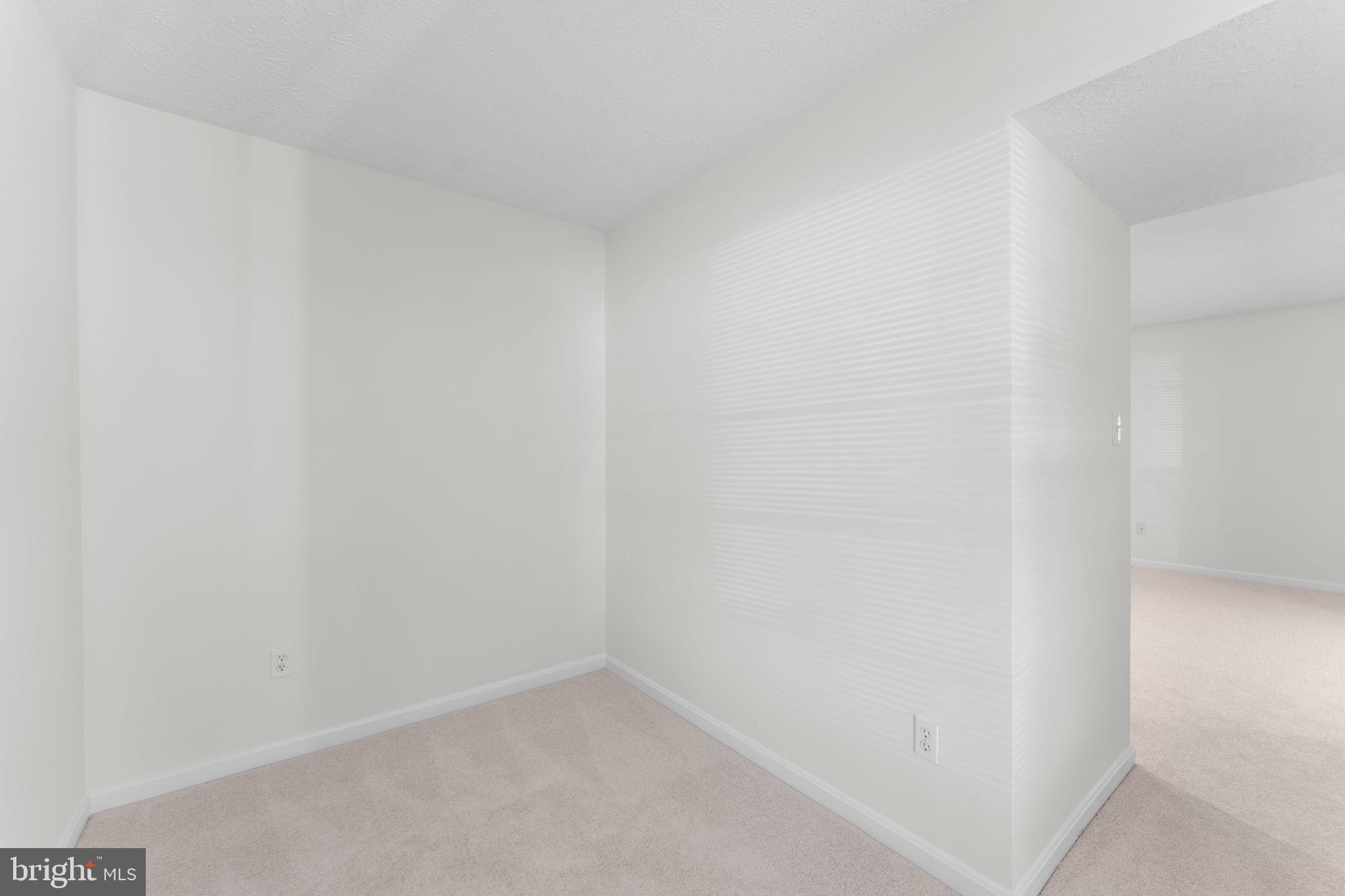 THE OAKTON - Residential