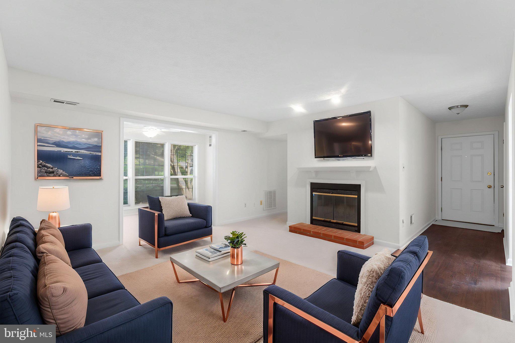 THE OAKTON - Residential