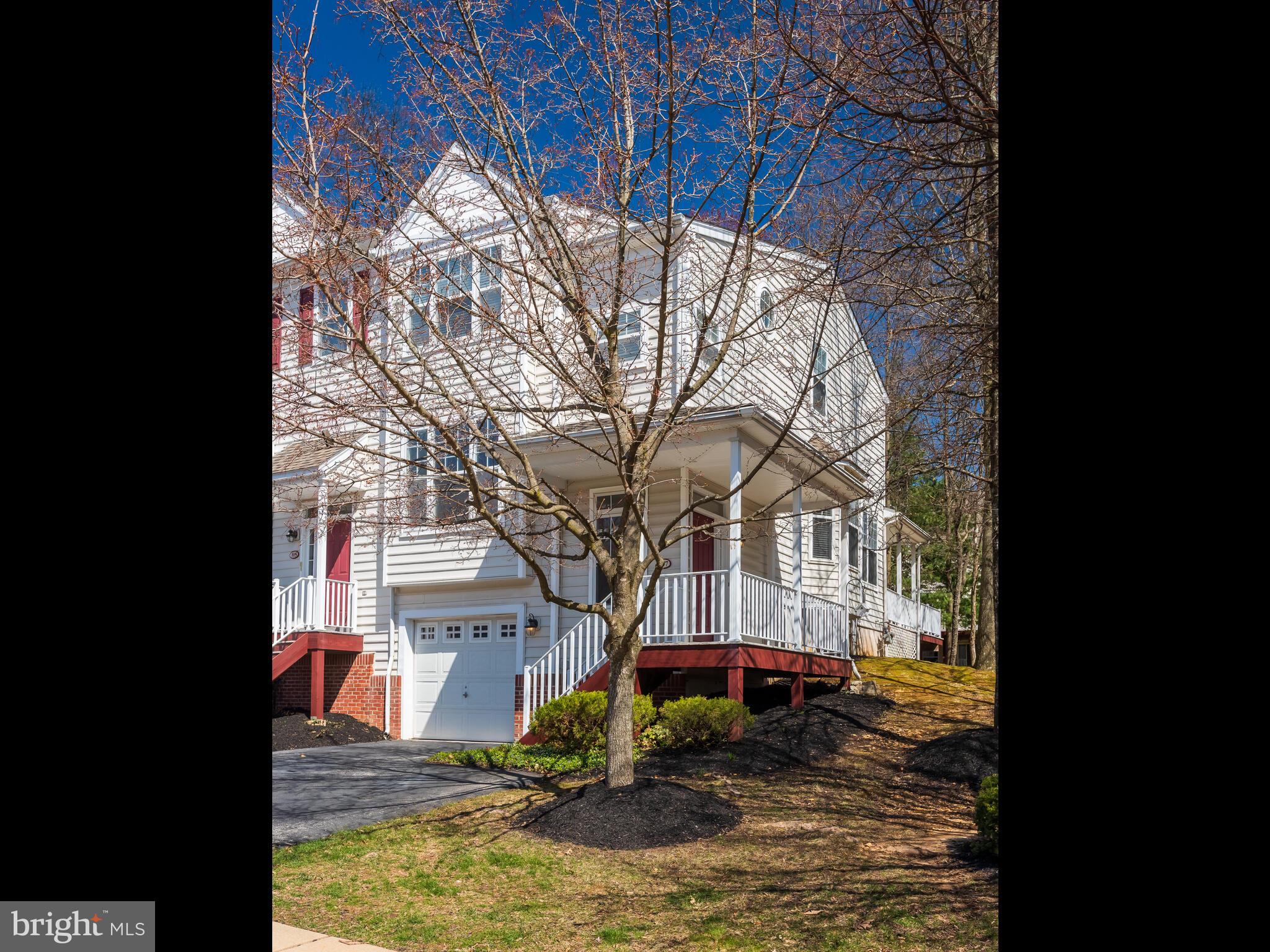 CHARLESTOWN OAKS - Residential