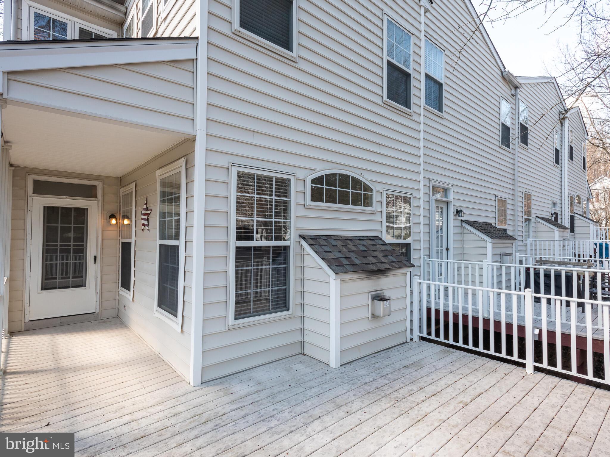 CHARLESTOWN OAKS - Residential