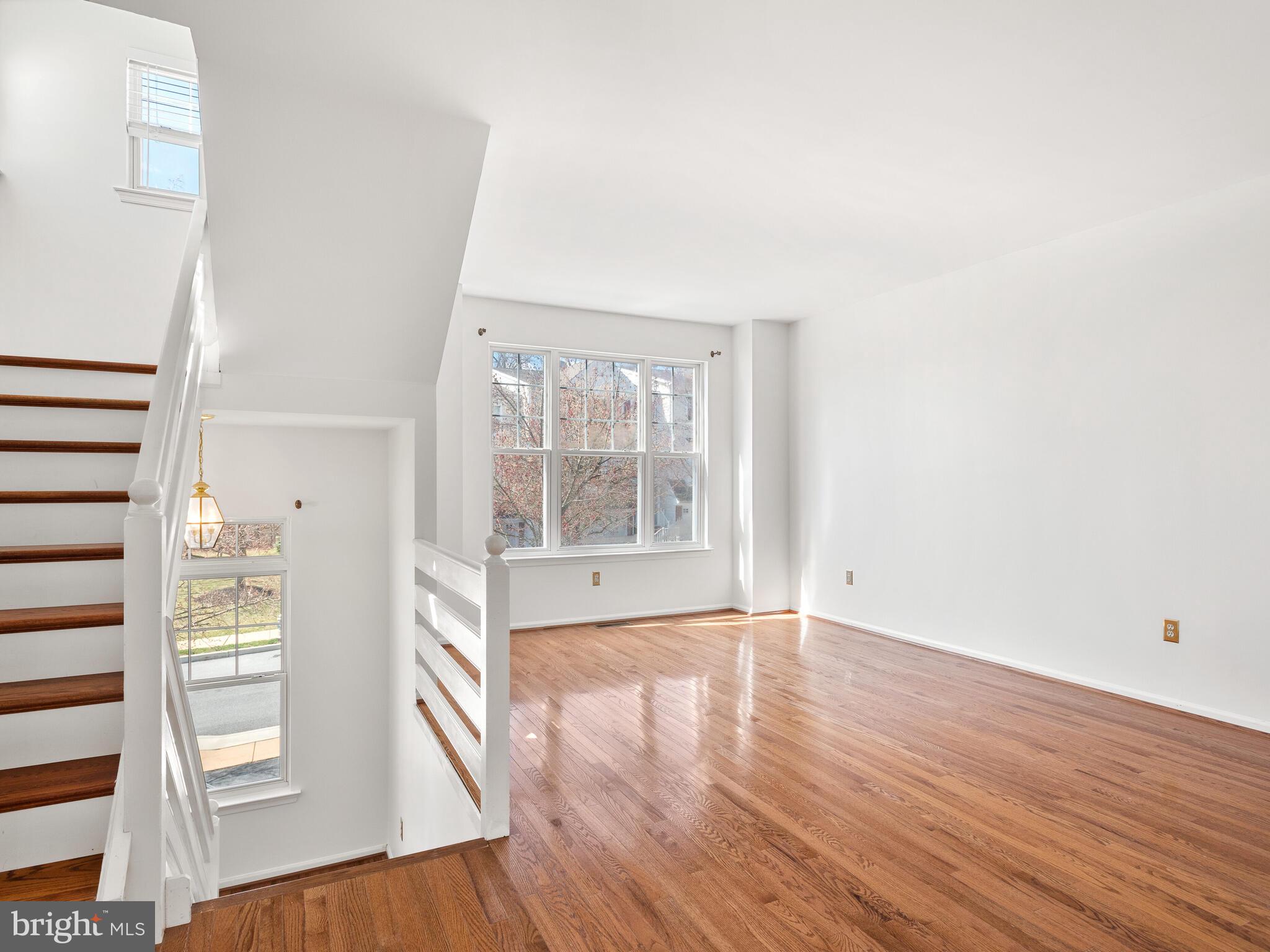 CHARLESTOWN OAKS - Residential