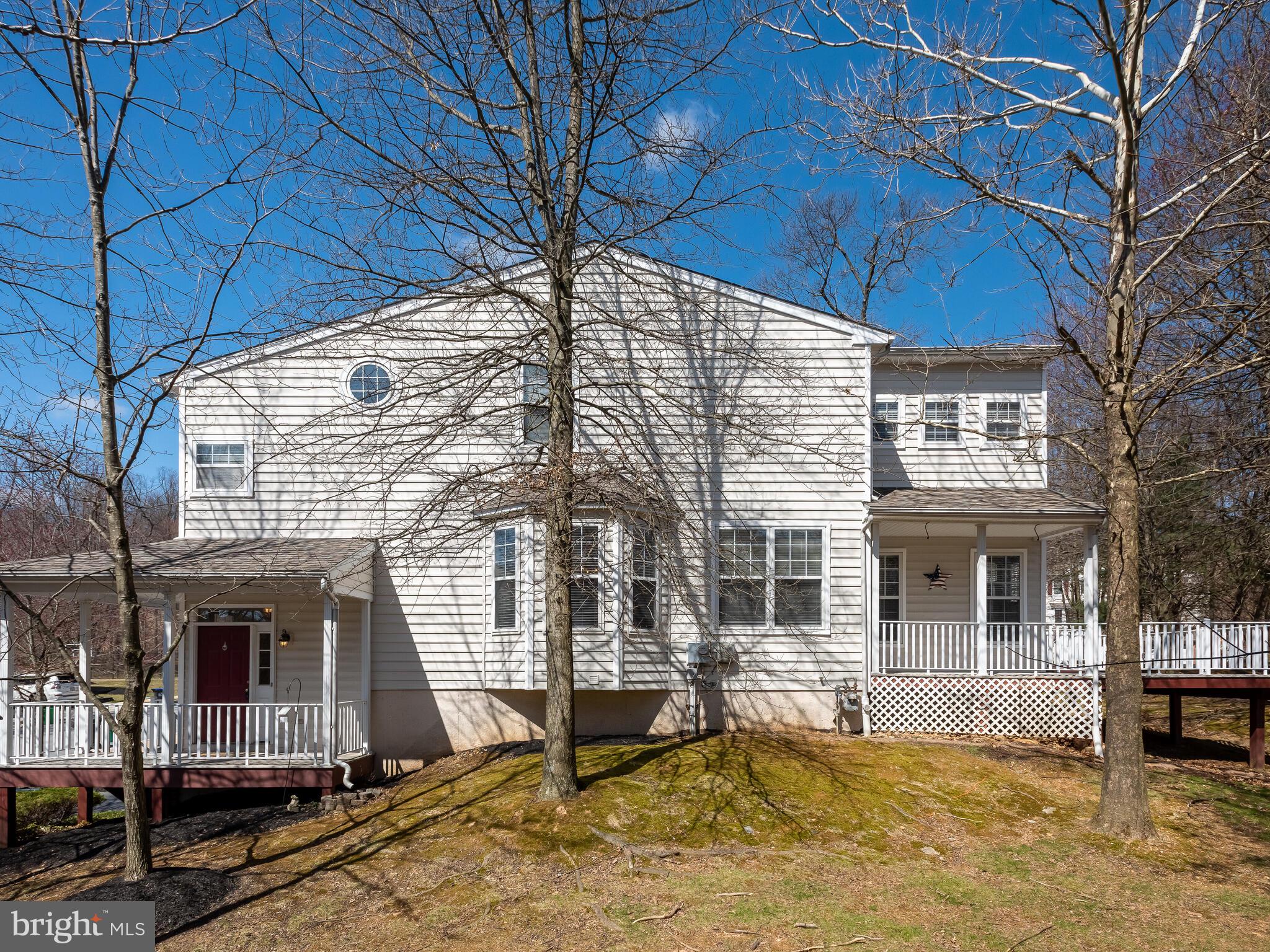 CHARLESTOWN OAKS - Residential