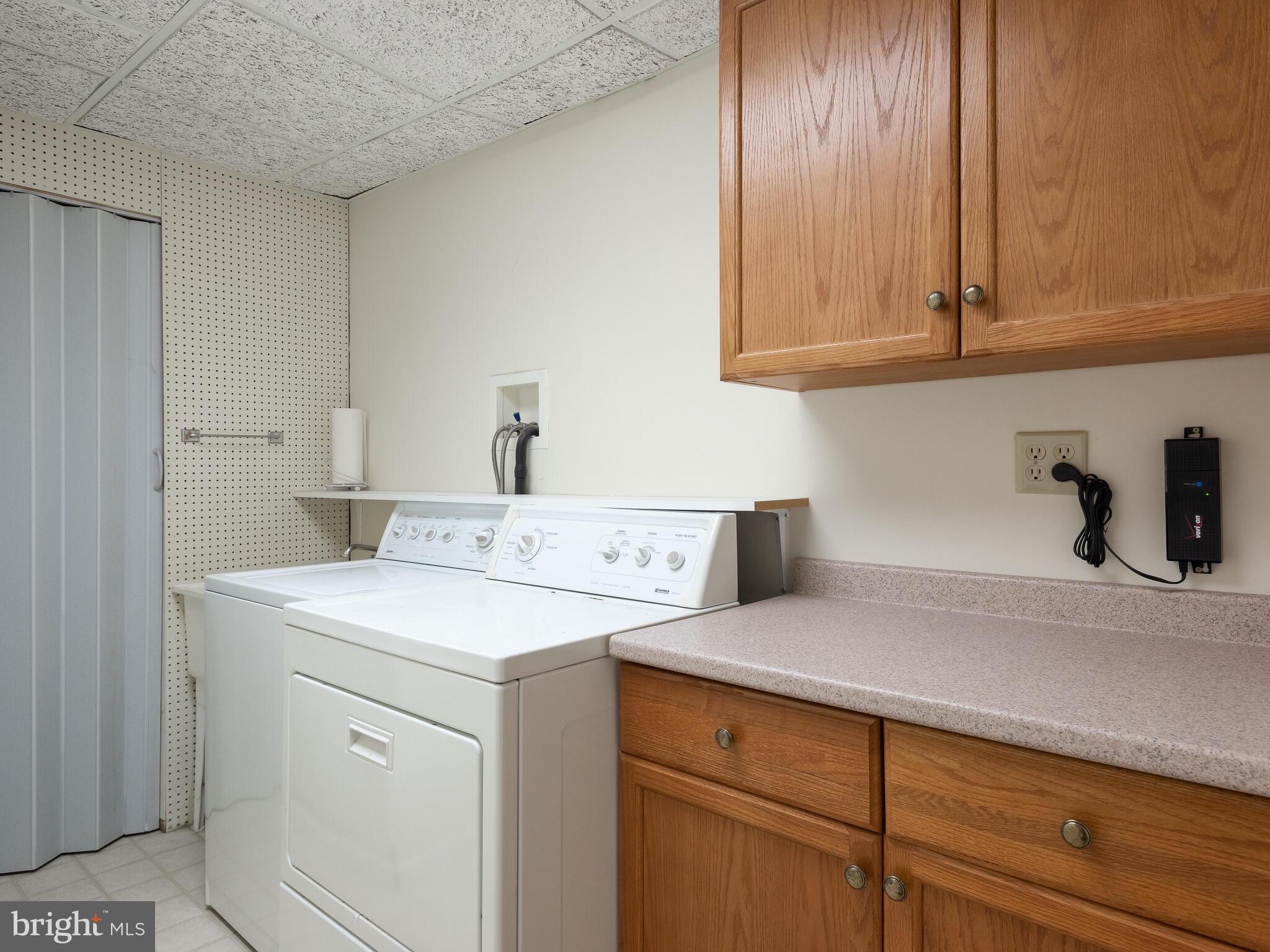 CHARLESTOWN OAKS - Residential