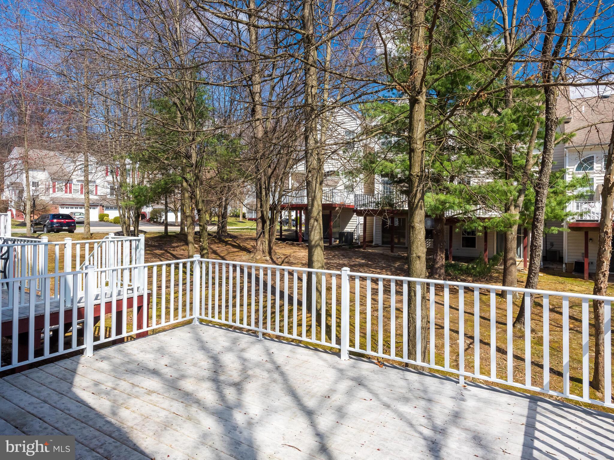 CHARLESTOWN OAKS - Residential