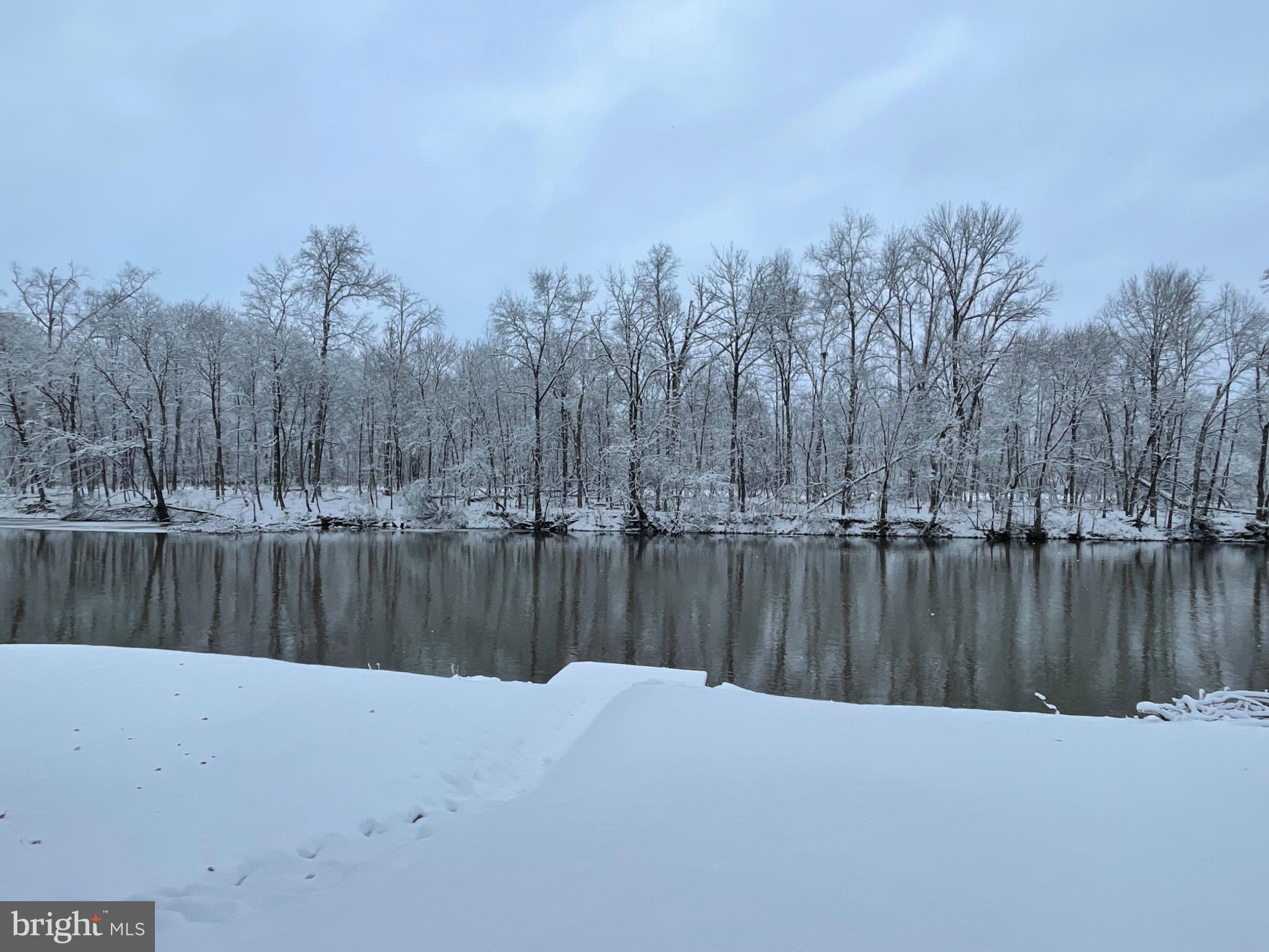 BROWN'S DAM - Residential