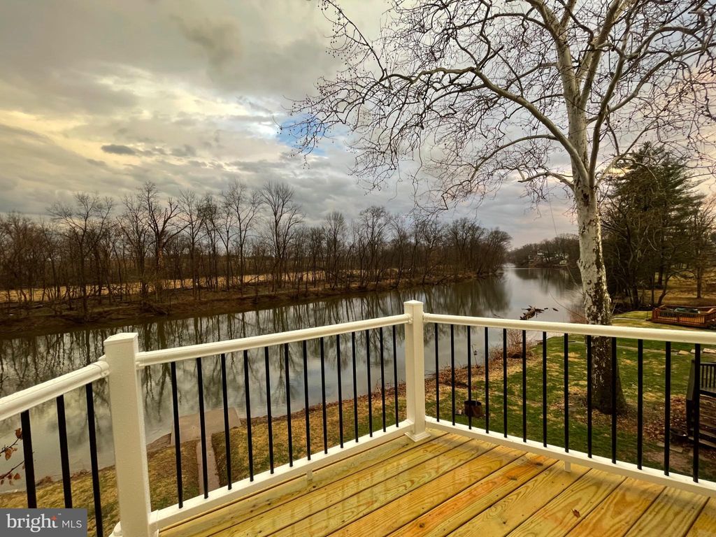 Photo of 1166 N Browns Dam Drive, NEW OXFORD, PA 17350 (MLS # PAAD2022306)