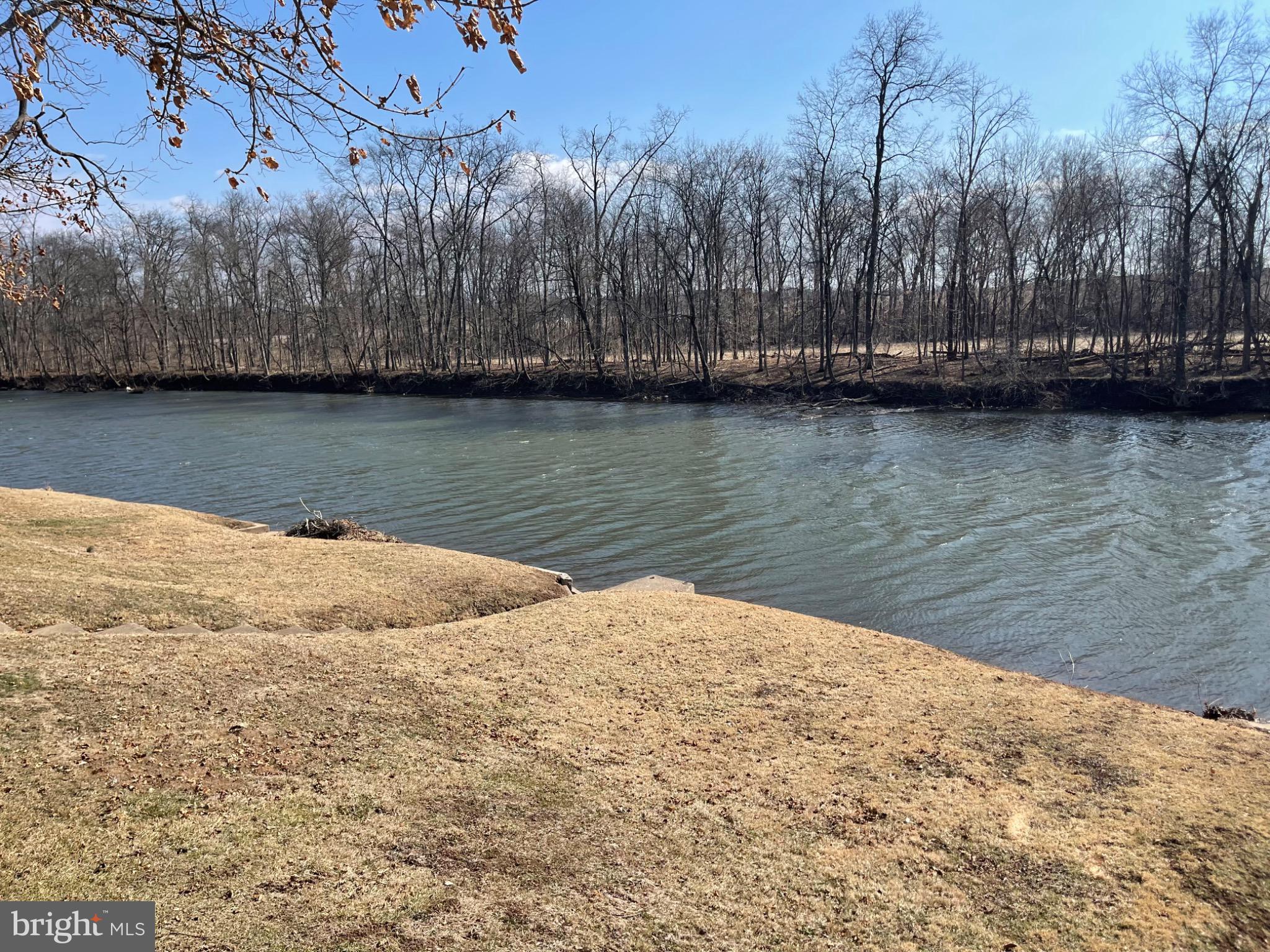 BROWN'S DAM - Residential