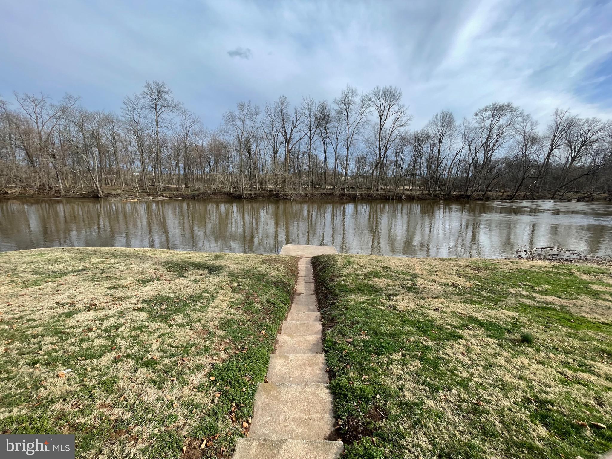 BROWN'S DAM - Residential