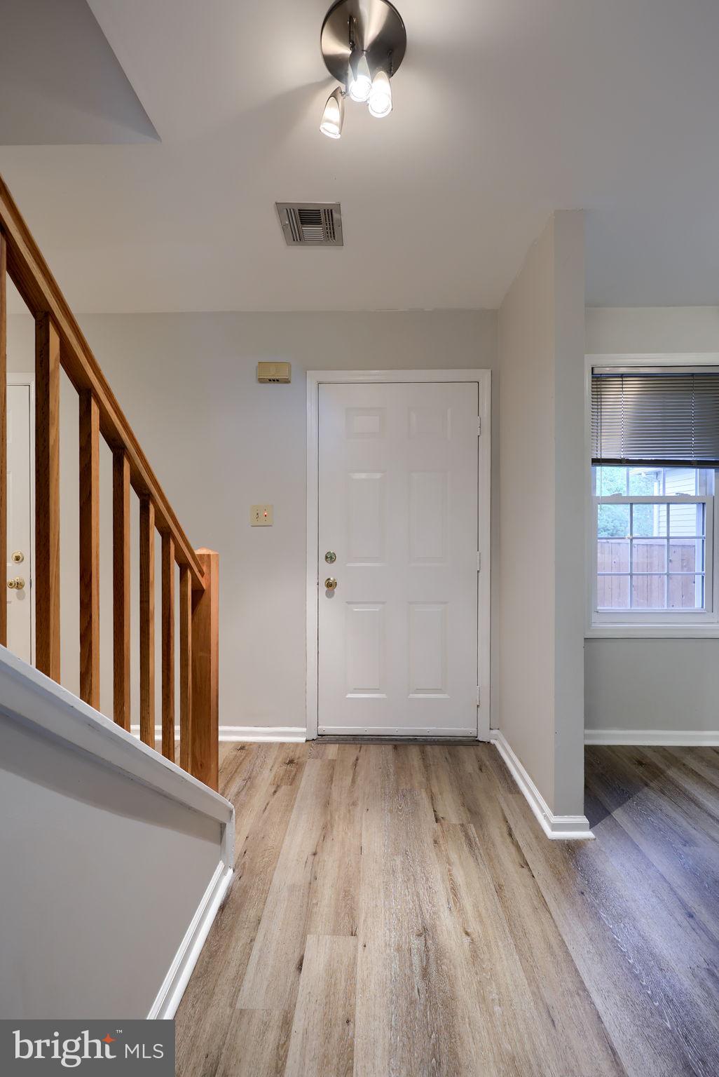 117 TREETOPS DRIVE