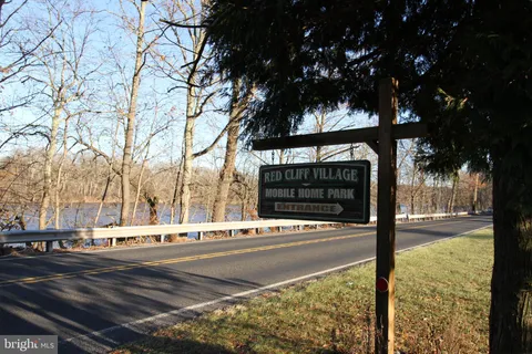 3 Red Cliff Village Lane, Erwinna, PA MLS: PABU2084676