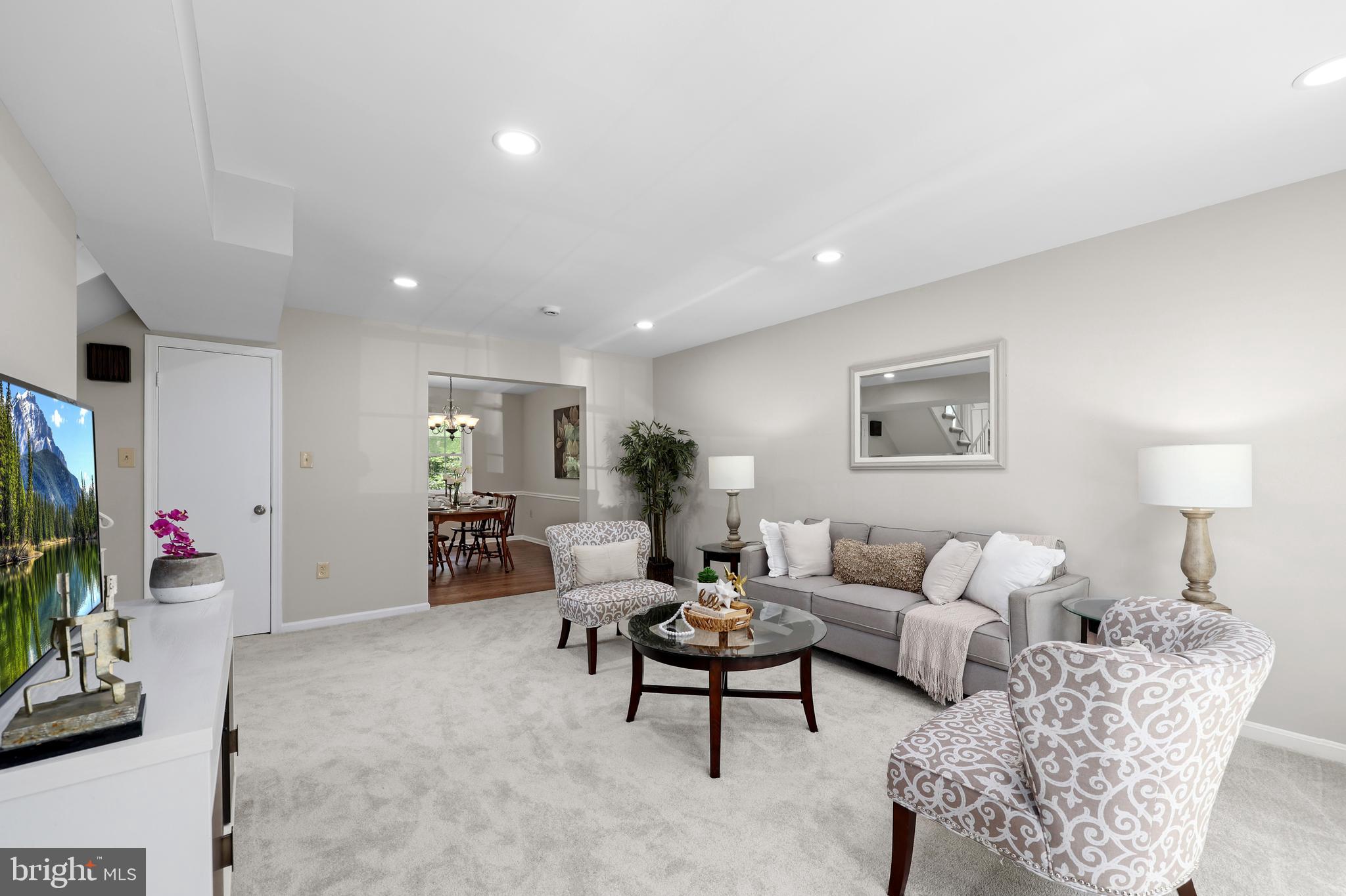 8070 SLEEPY VIEW LANE