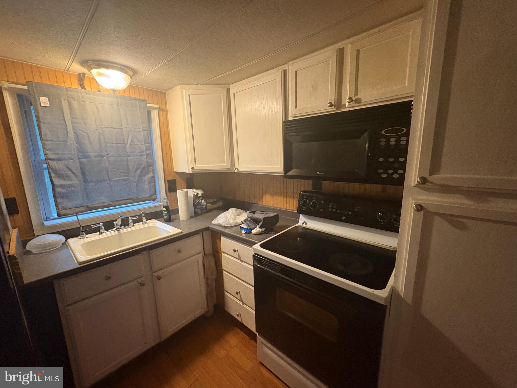 PINE RIDGE RANCHETTES - Residential