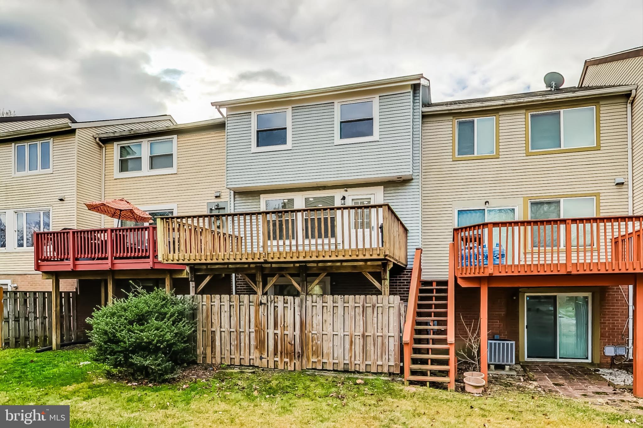 CROMWELL STATION - Residential