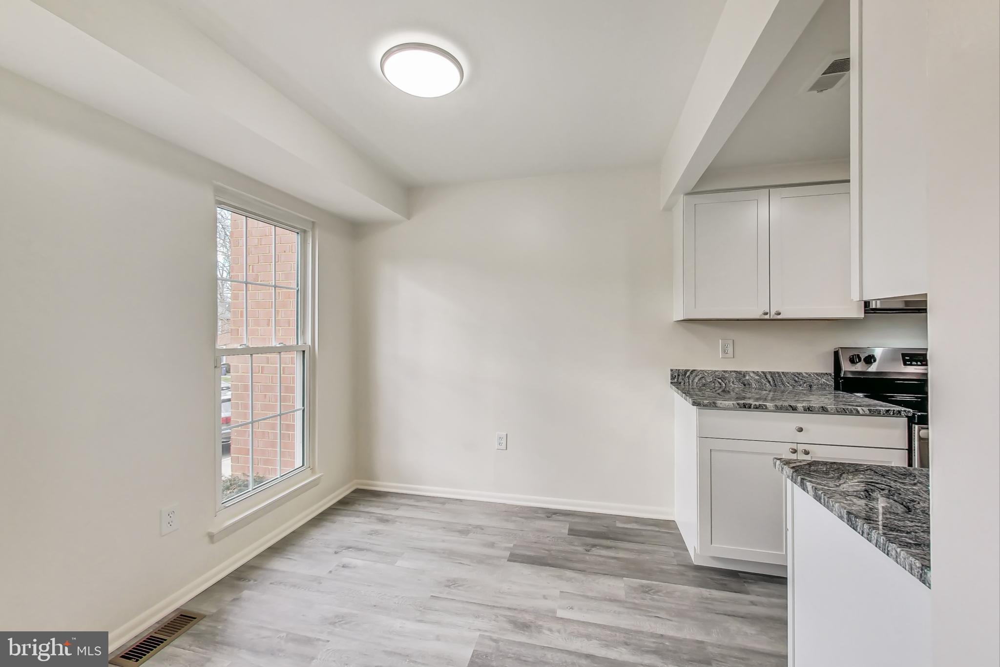 CROMWELL STATION - Residential