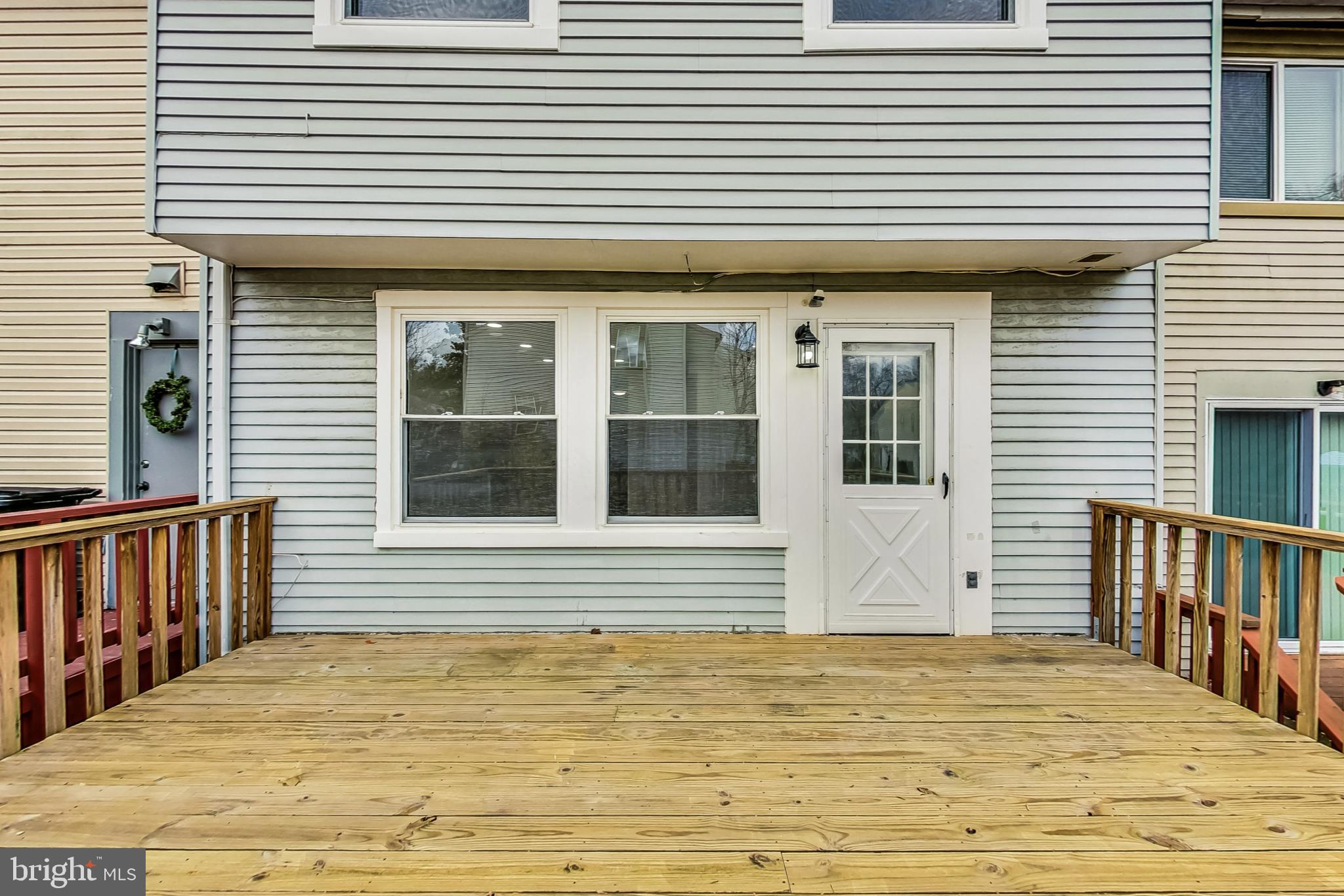 CROMWELL STATION - Residential