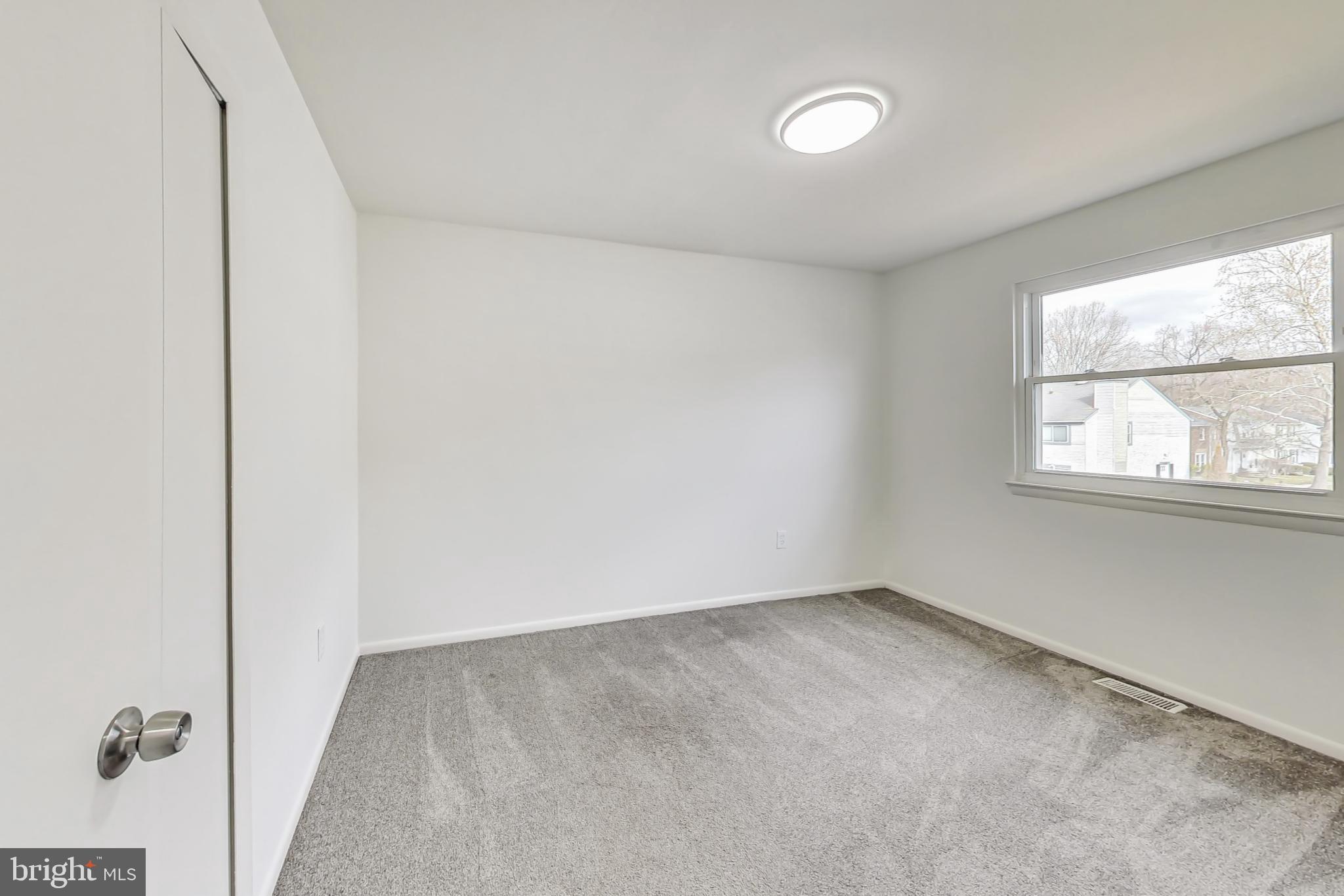 CROMWELL STATION - Residential