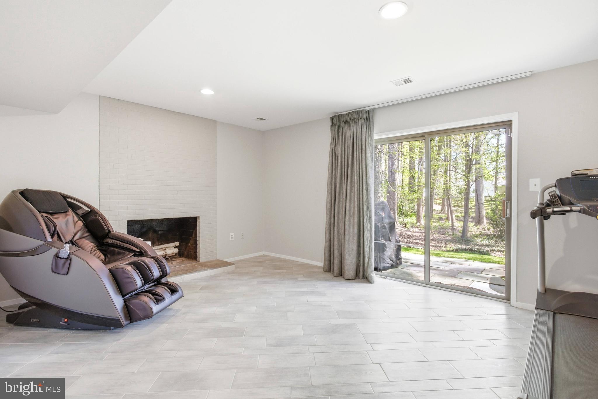 PARK LEE - Residential