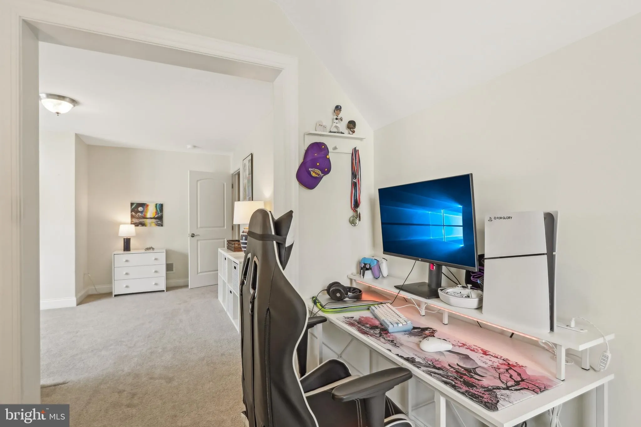 Paoli, Pennsylvania 19301, United States, 4 Bedrooms Bedrooms, ,5 BathroomsBathrooms,Residential,Pending,118517