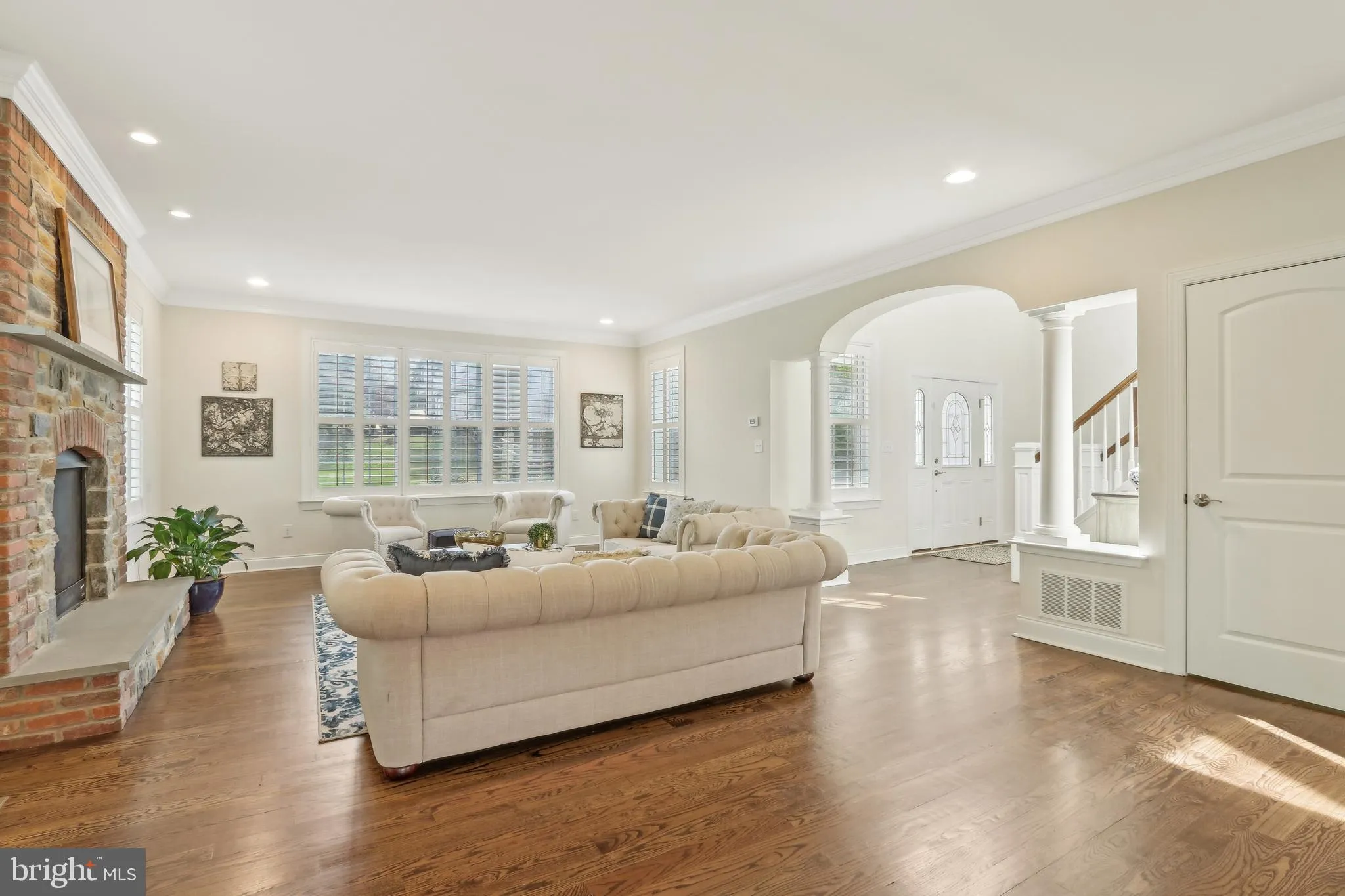 Paoli, Pennsylvania 19301, United States, 4 Bedrooms Bedrooms, ,5 BathroomsBathrooms,Residential,Pending,118517