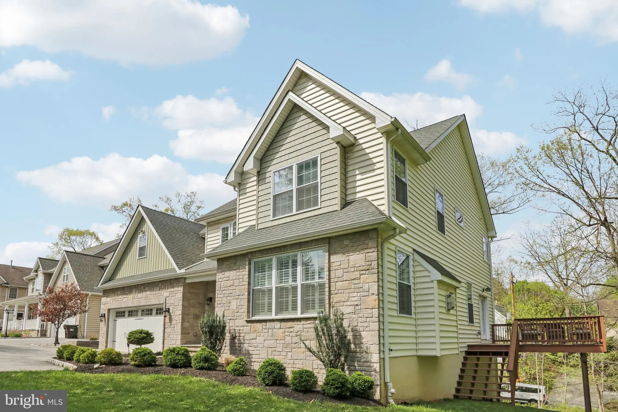 Paoli, Pennsylvania 19301, United States, 4 Bedrooms Bedrooms, ,5 BathroomsBathrooms,Residential,Pending,118517