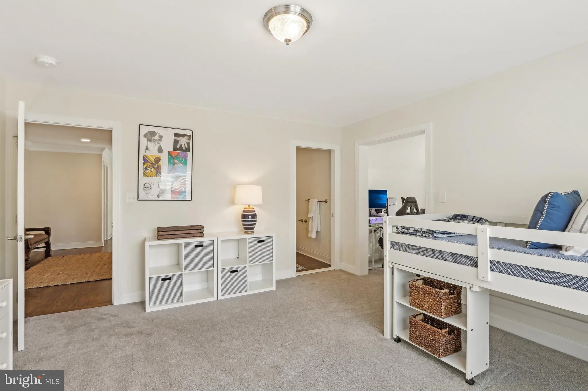 Paoli, Pennsylvania 19301, United States, 4 Bedrooms Bedrooms, ,5 BathroomsBathrooms,Residential,Pending,118517