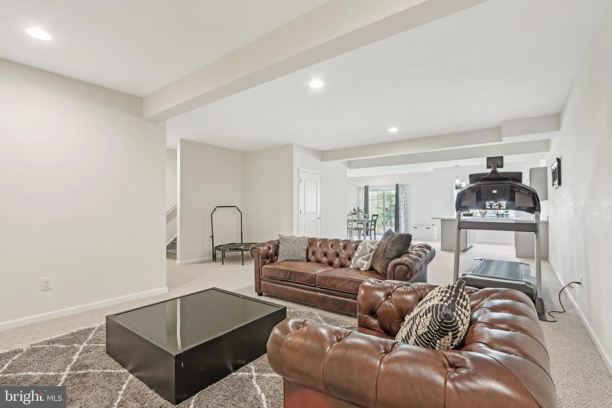 Paoli, Pennsylvania 19301, United States, 4 Bedrooms Bedrooms, ,5 BathroomsBathrooms,Residential,Pending,118517