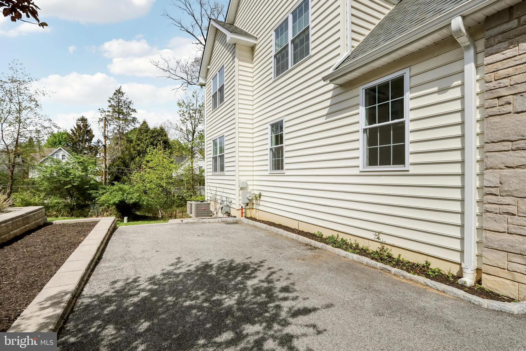 Paoli, Pennsylvania 19301, United States, 4 Bedrooms Bedrooms, ,5 BathroomsBathrooms,Residential,Pending,118517