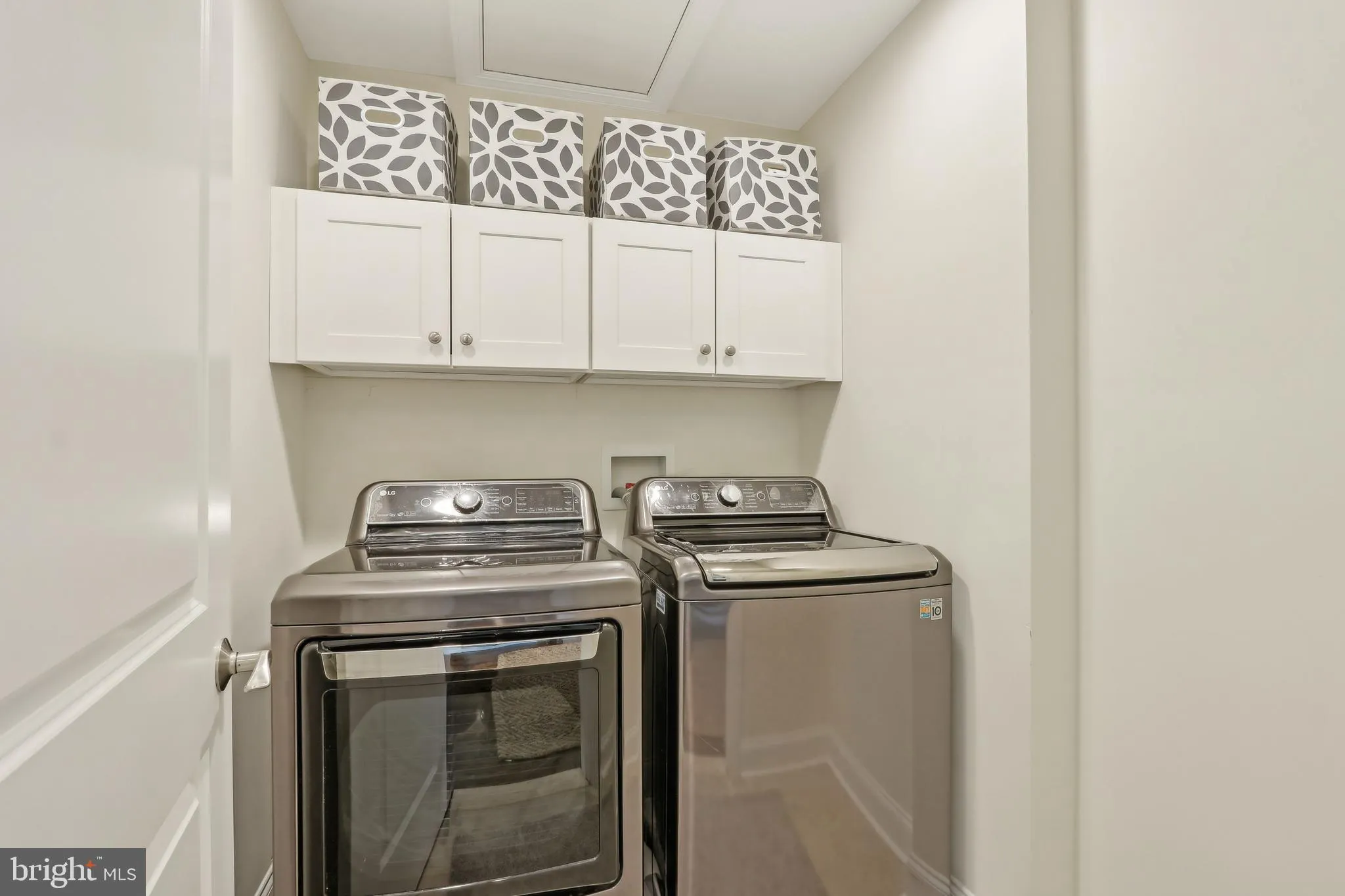 Paoli, Pennsylvania 19301, United States, 4 Bedrooms Bedrooms, ,5 BathroomsBathrooms,Residential,Pending,118517