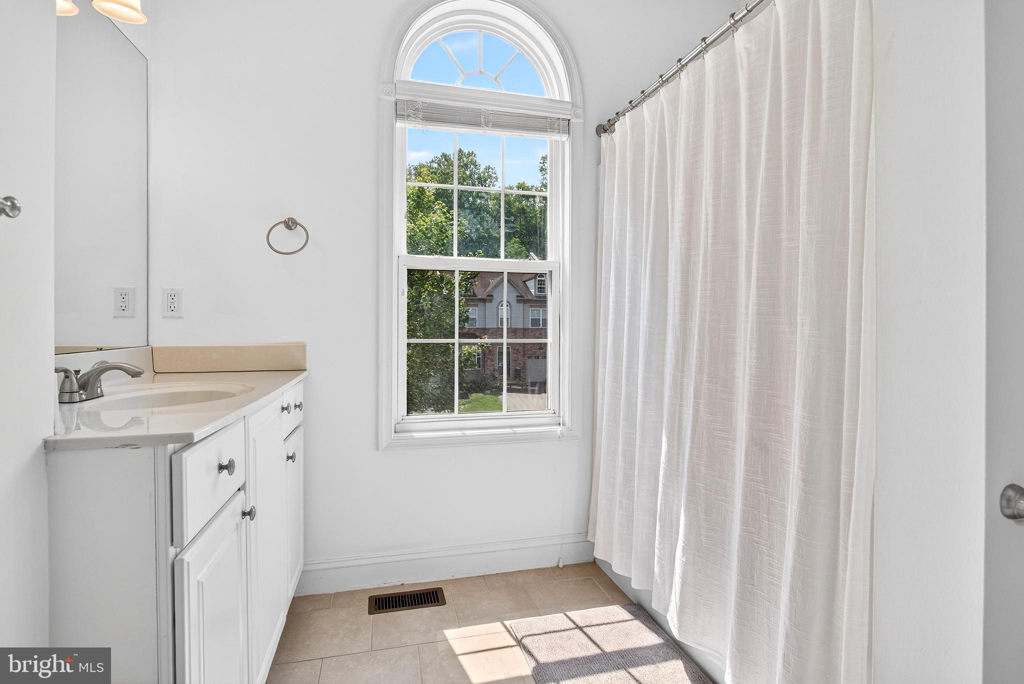 NORTHBROOK - Residential