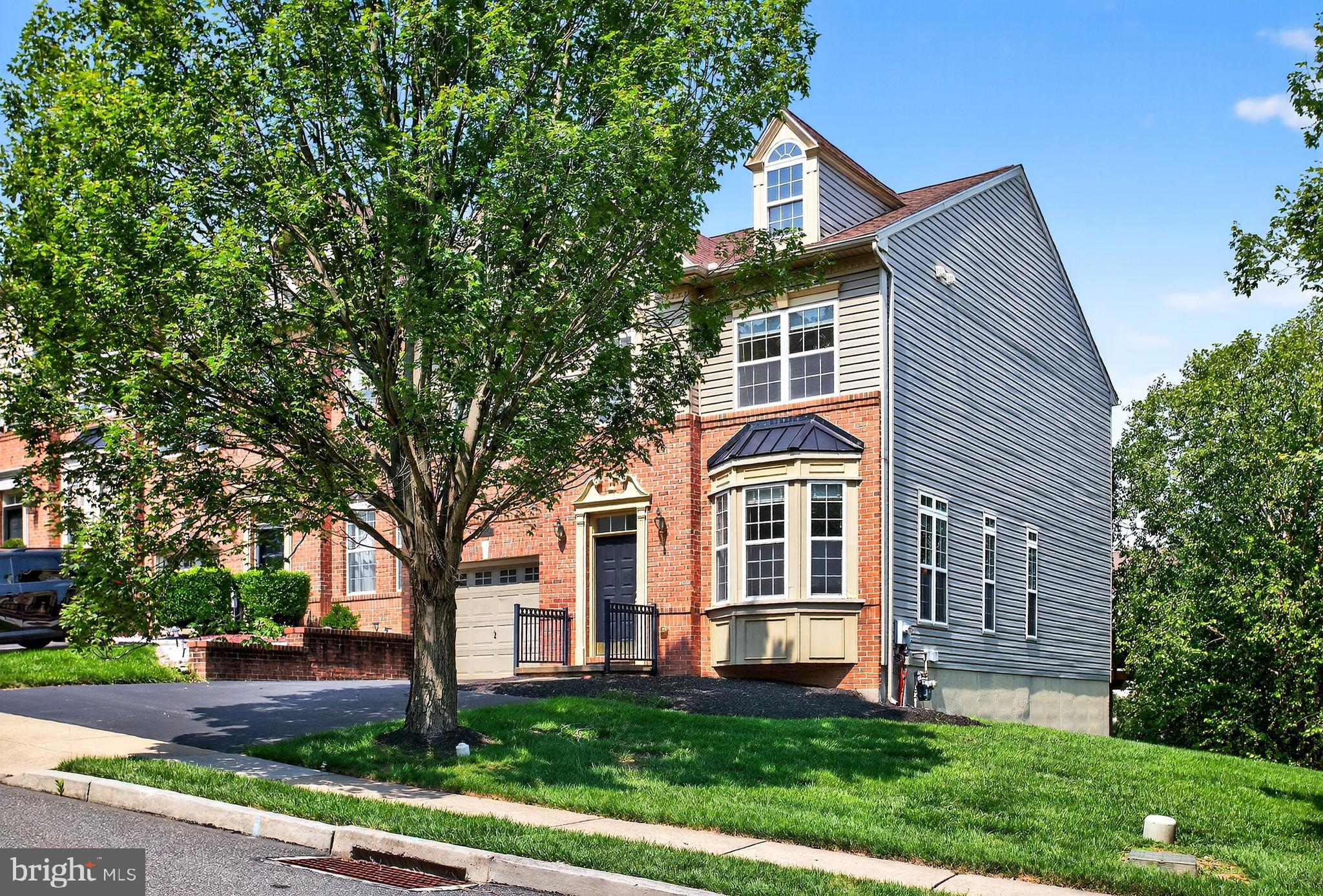 NORTHBROOK - Residential