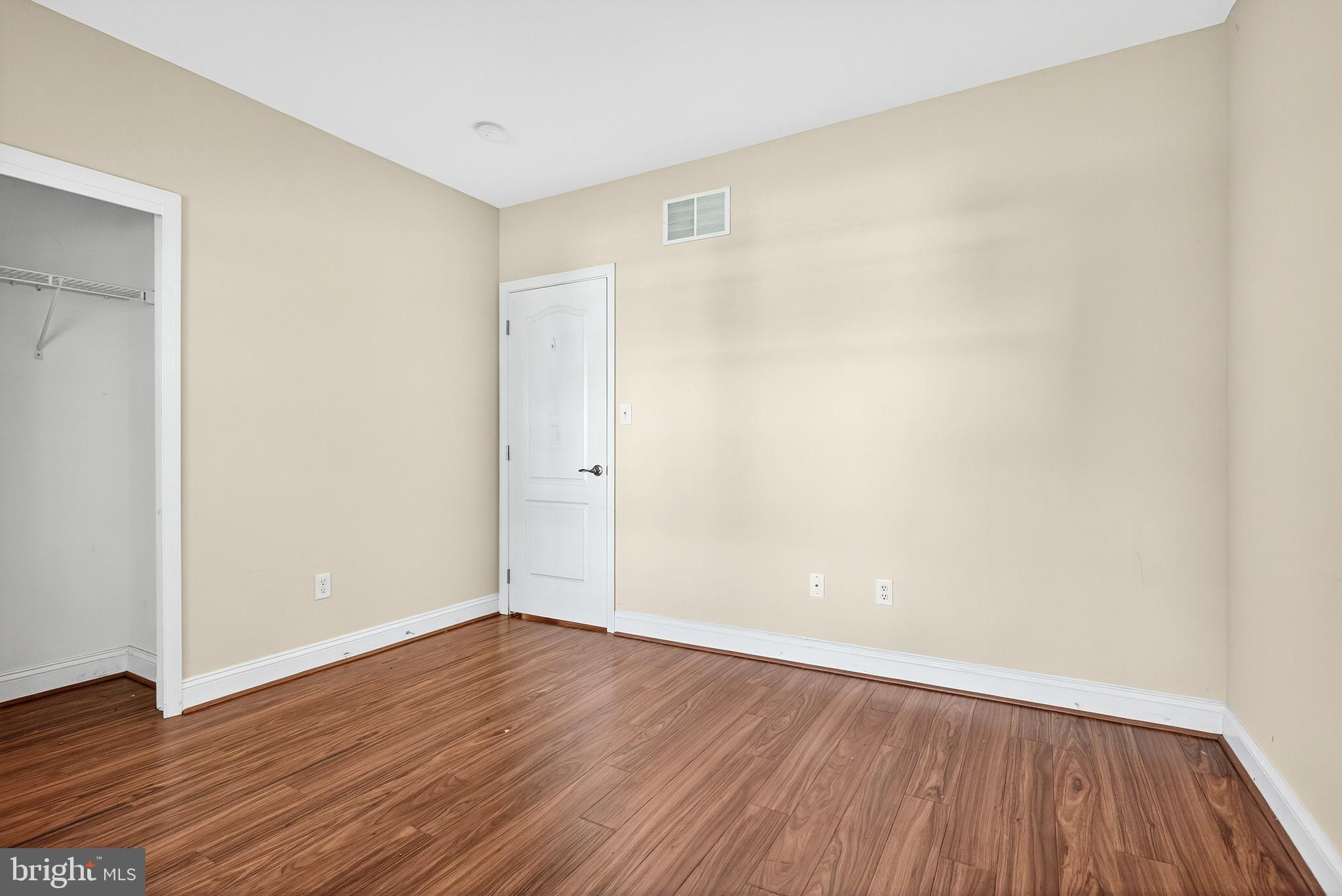 NORTHBROOK - Residential