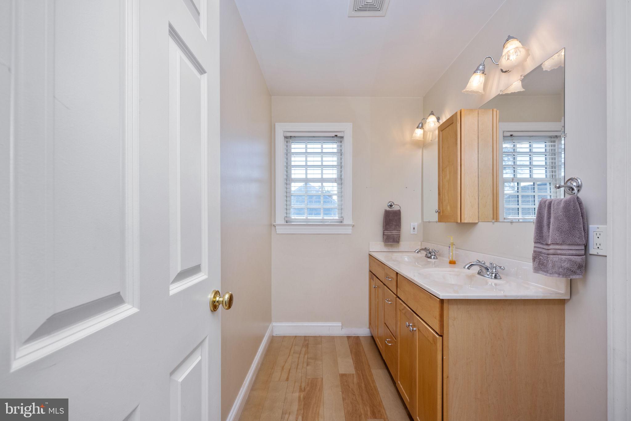 FOX POINT - Residential