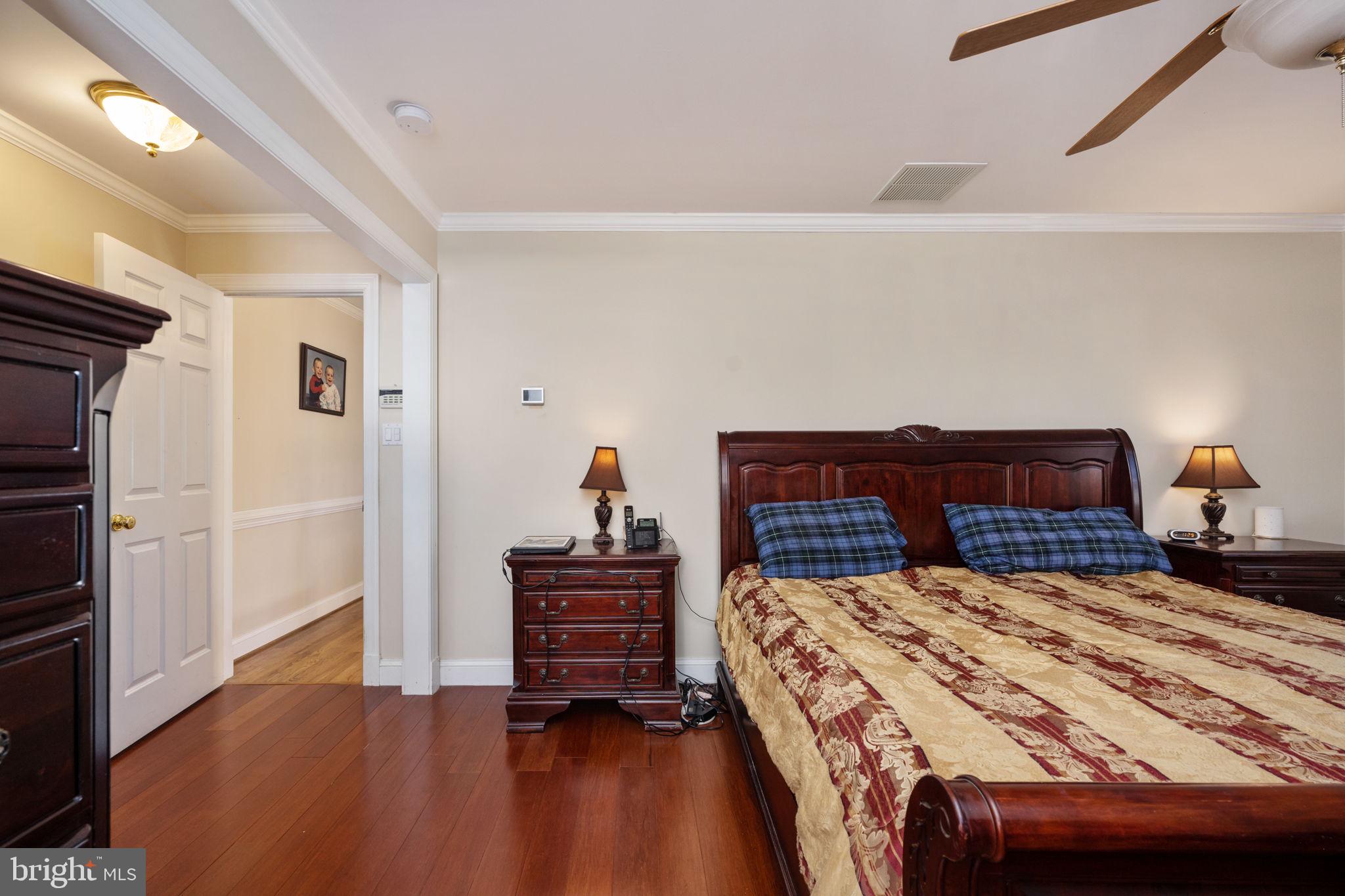 FOX POINT - Residential