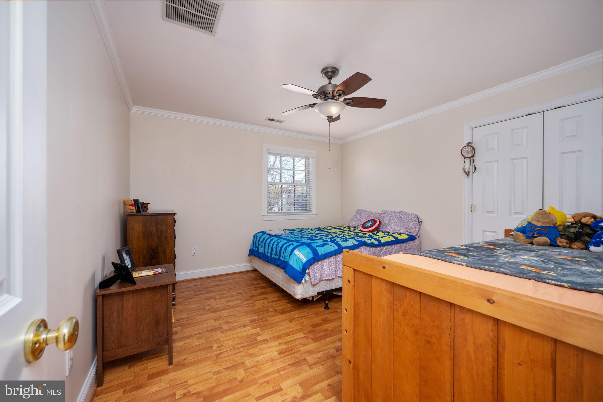 FOX POINT - Residential