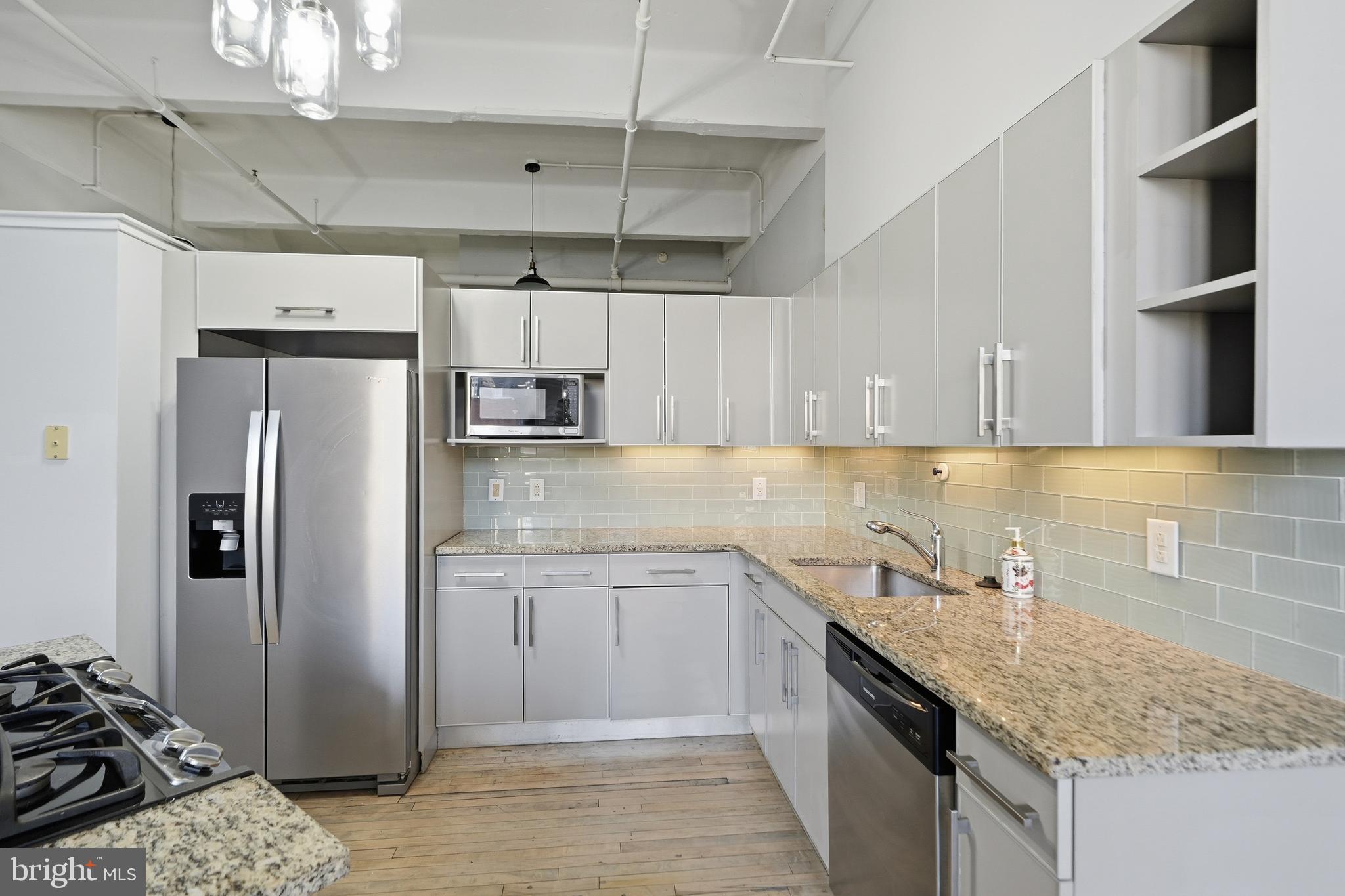 1228 ARCH STREET 32 5B