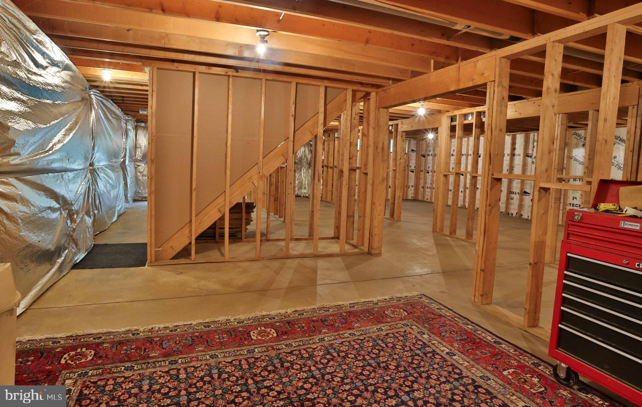 ESTATES OF CHANCELLORSVILLE - Residential