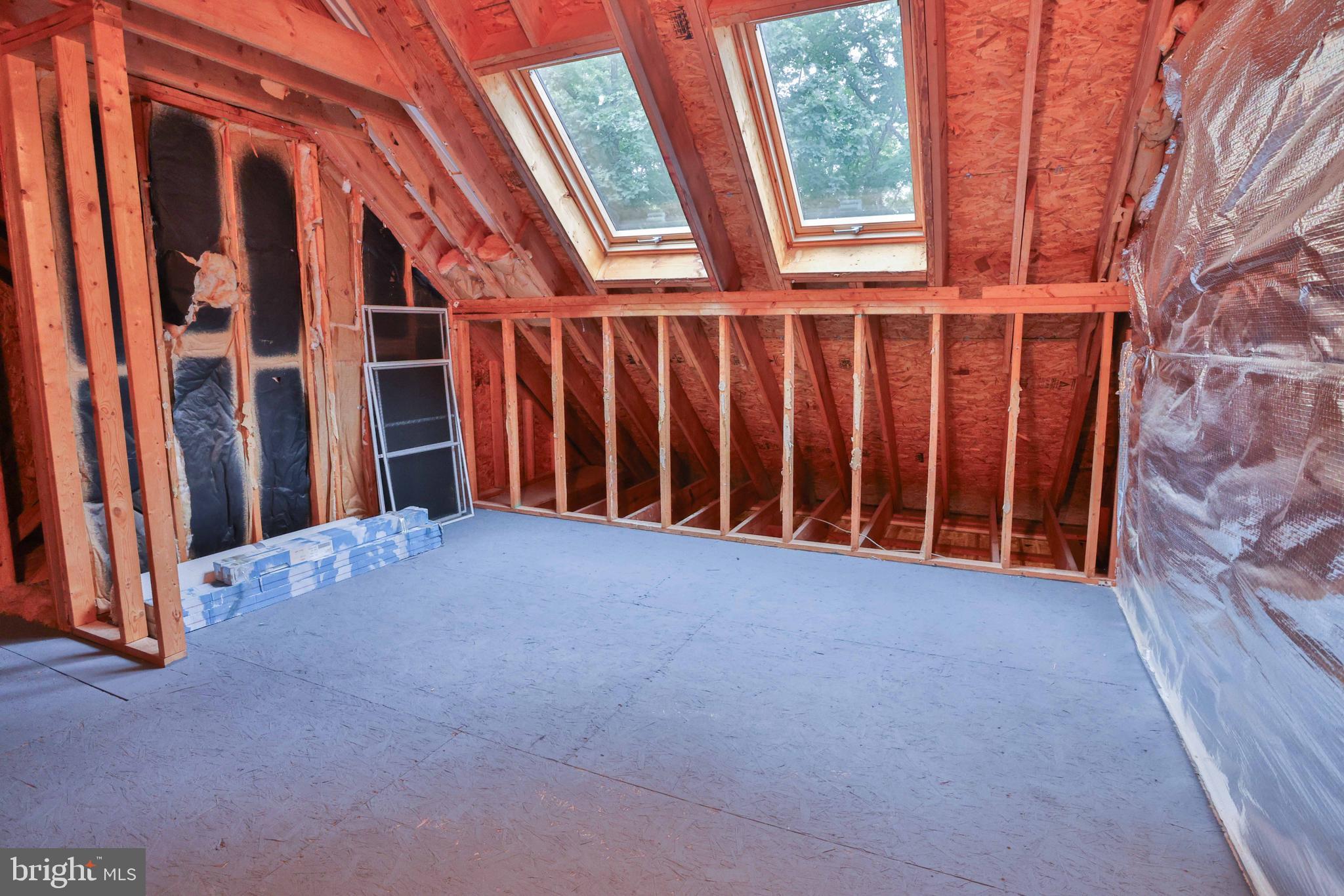 ESTATES OF CHANCELLORSVILLE - Residential