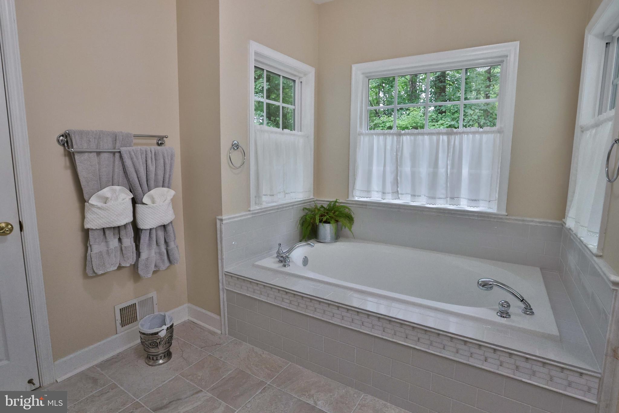 ESTATES OF CHANCELLORSVILLE - Residential