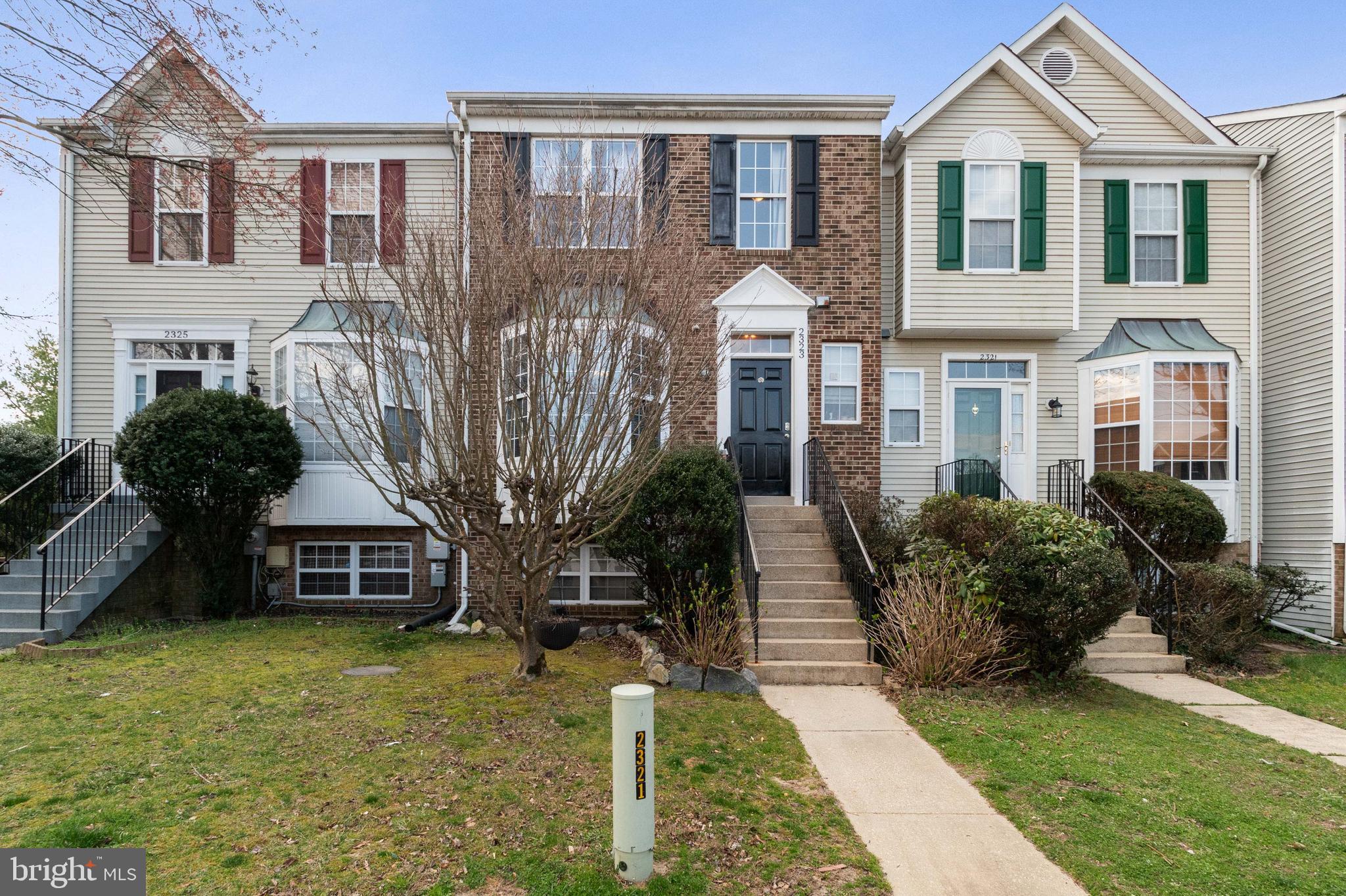 CROFTON VILLAGE - Residential