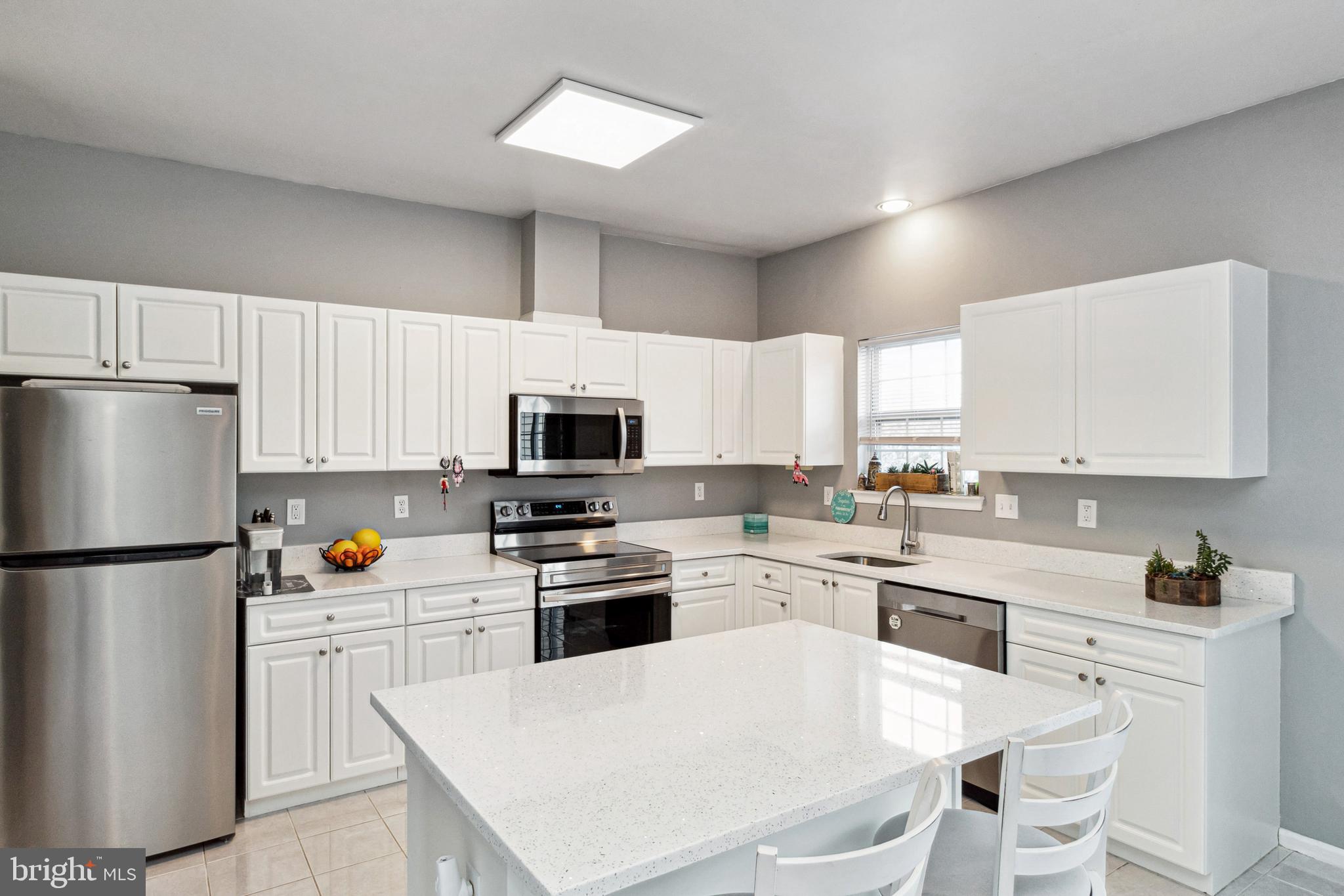 CROFTON VILLAGE - Residential