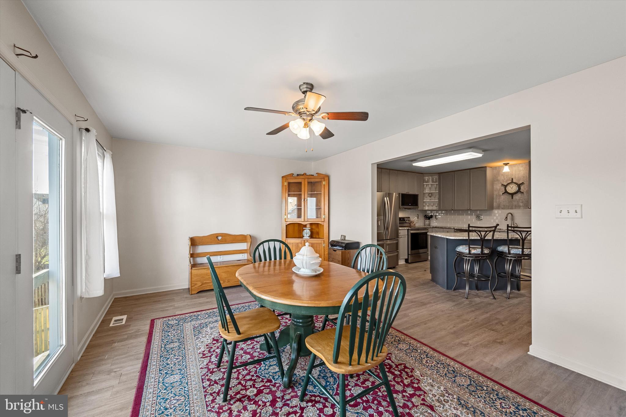 COUNTY GREEN - Residential