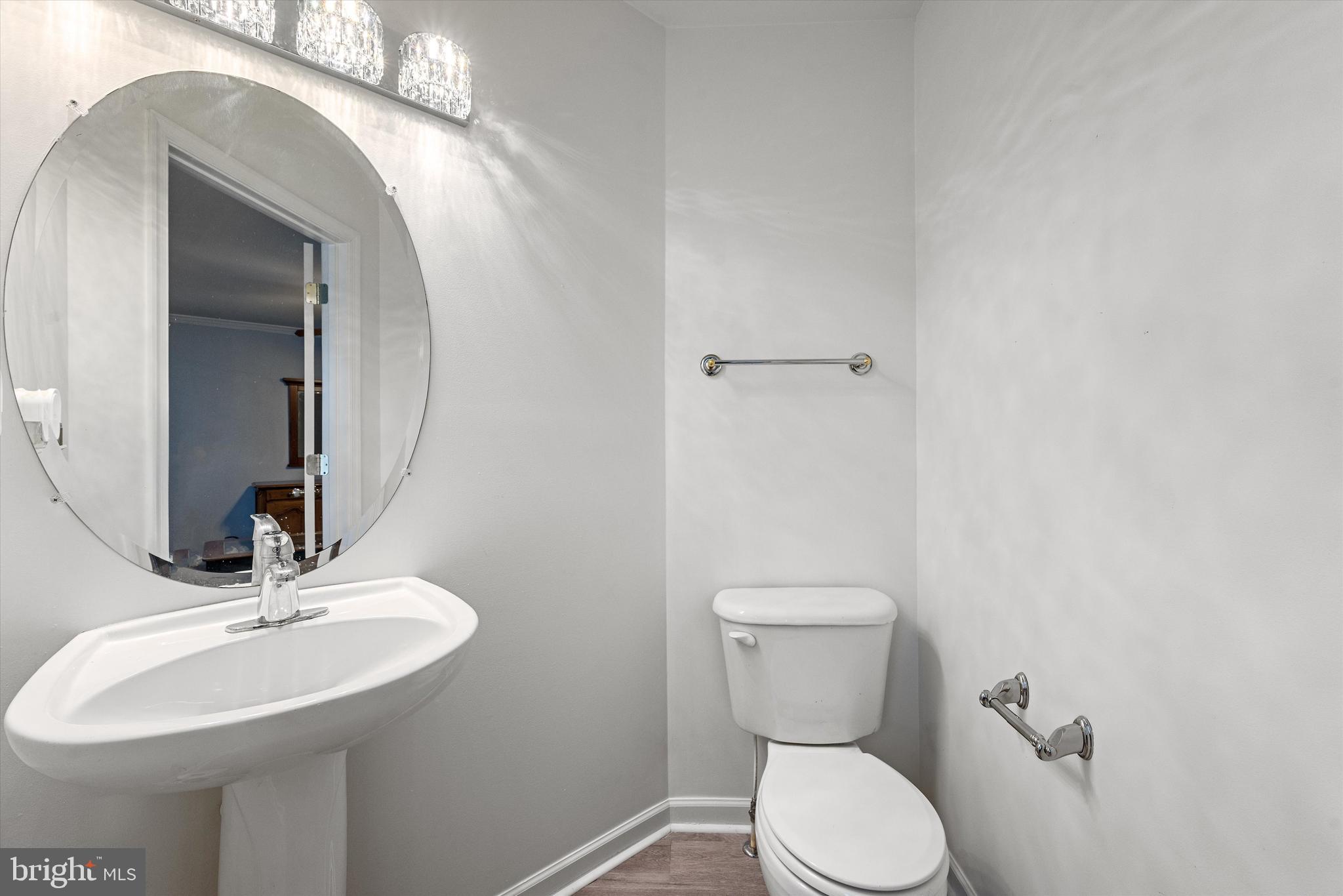 COUNTY GREEN - Residential