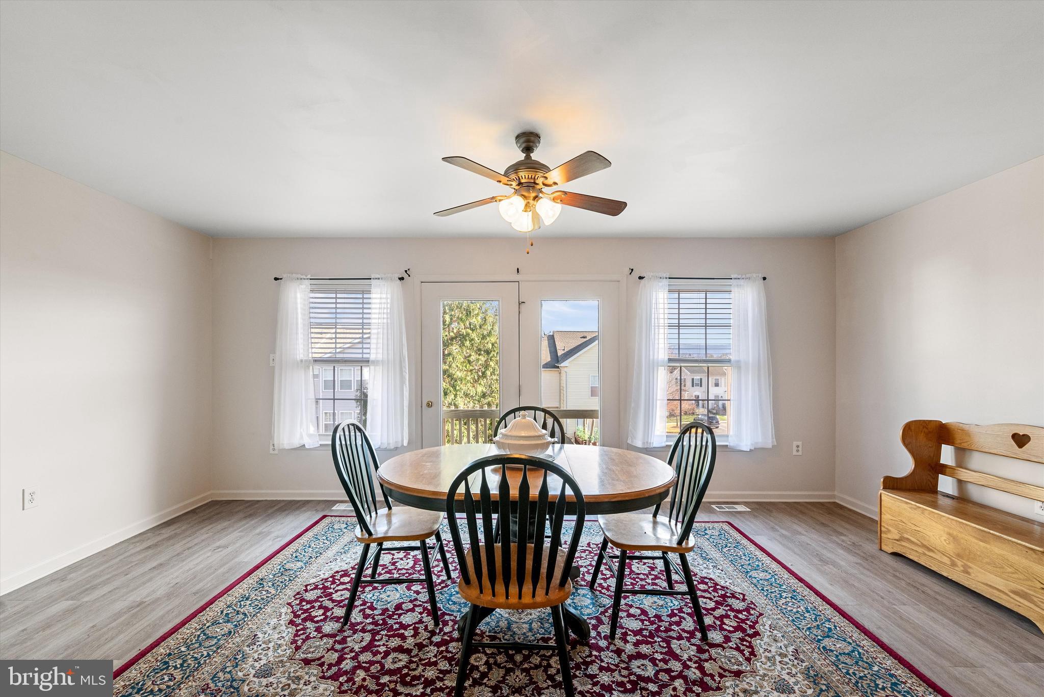 COUNTY GREEN - Residential