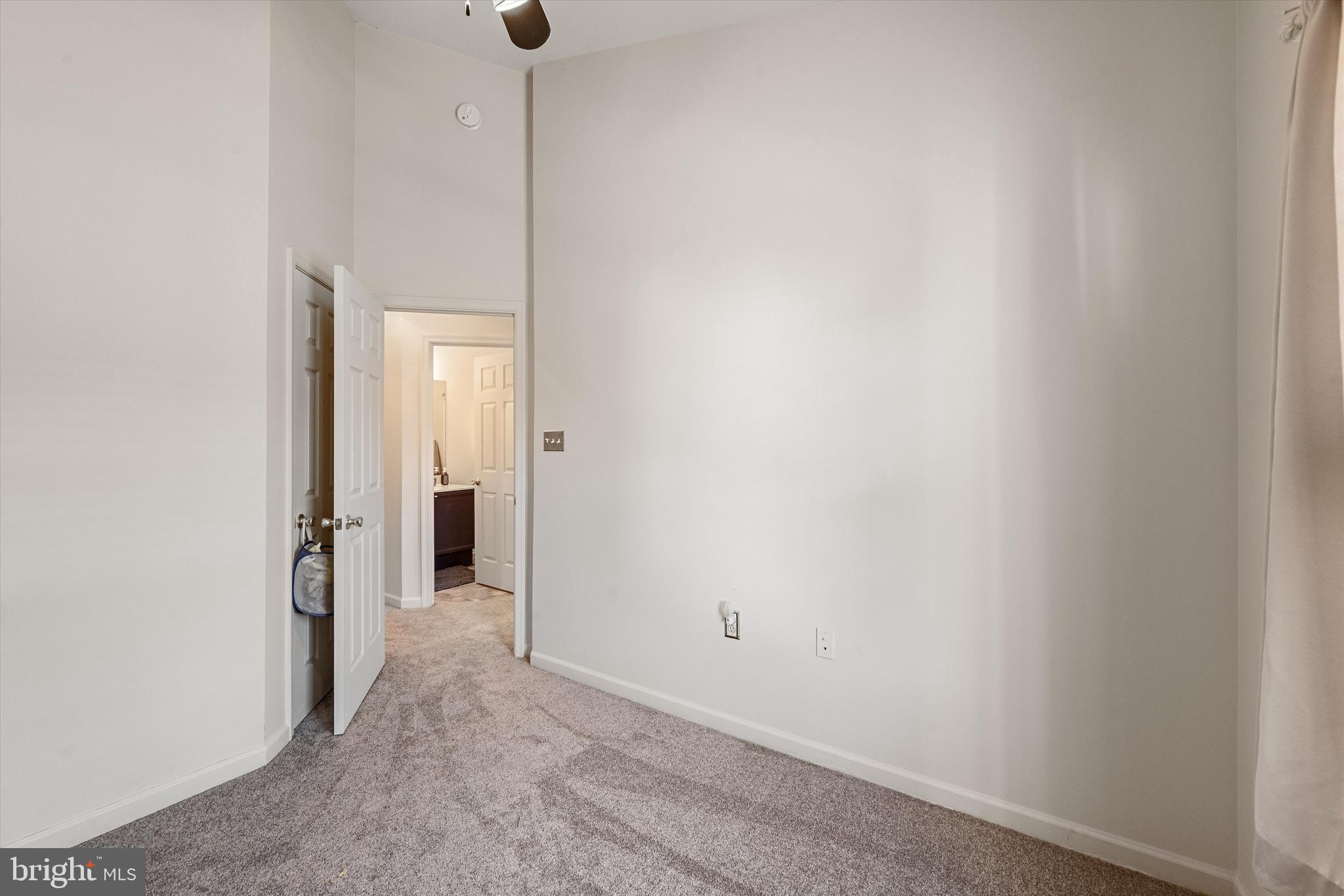 COUNTY GREEN - Residential