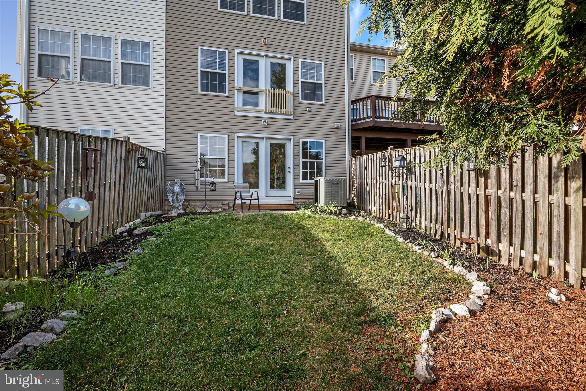 COUNTY GREEN - Residential